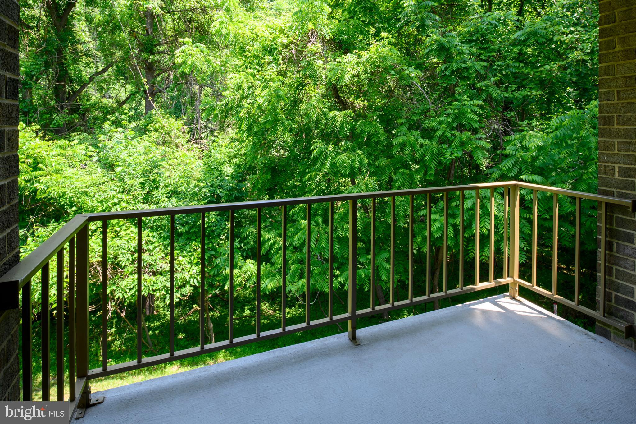 TREOVER CONDOMINIUM - Residential Lease