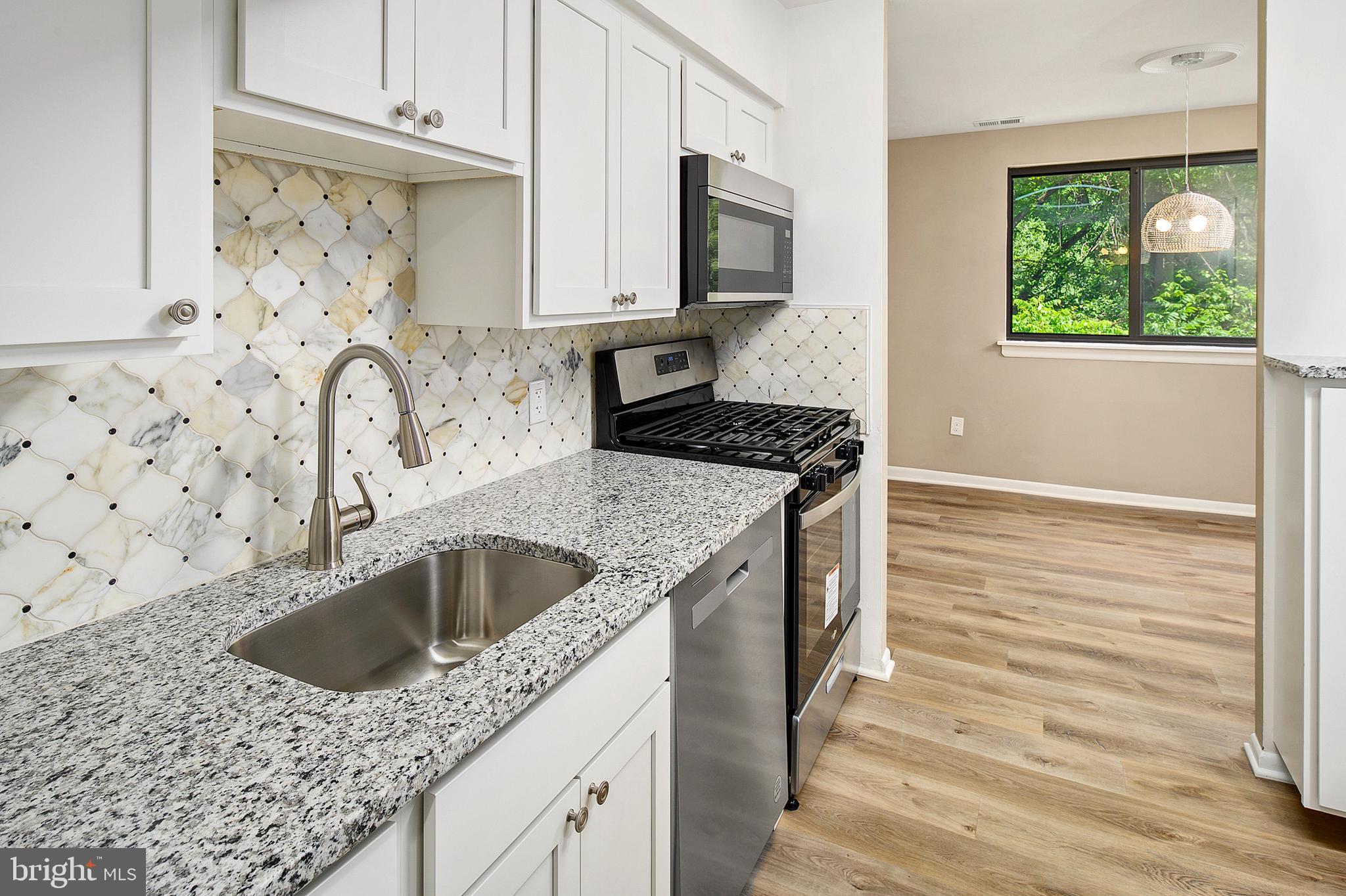 TREOVER CONDOMINIUM - Residential Lease