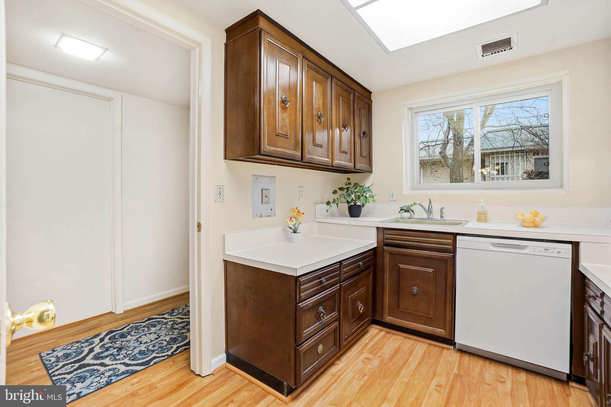 MONTGOMERY MUTUAL COOP - Residential