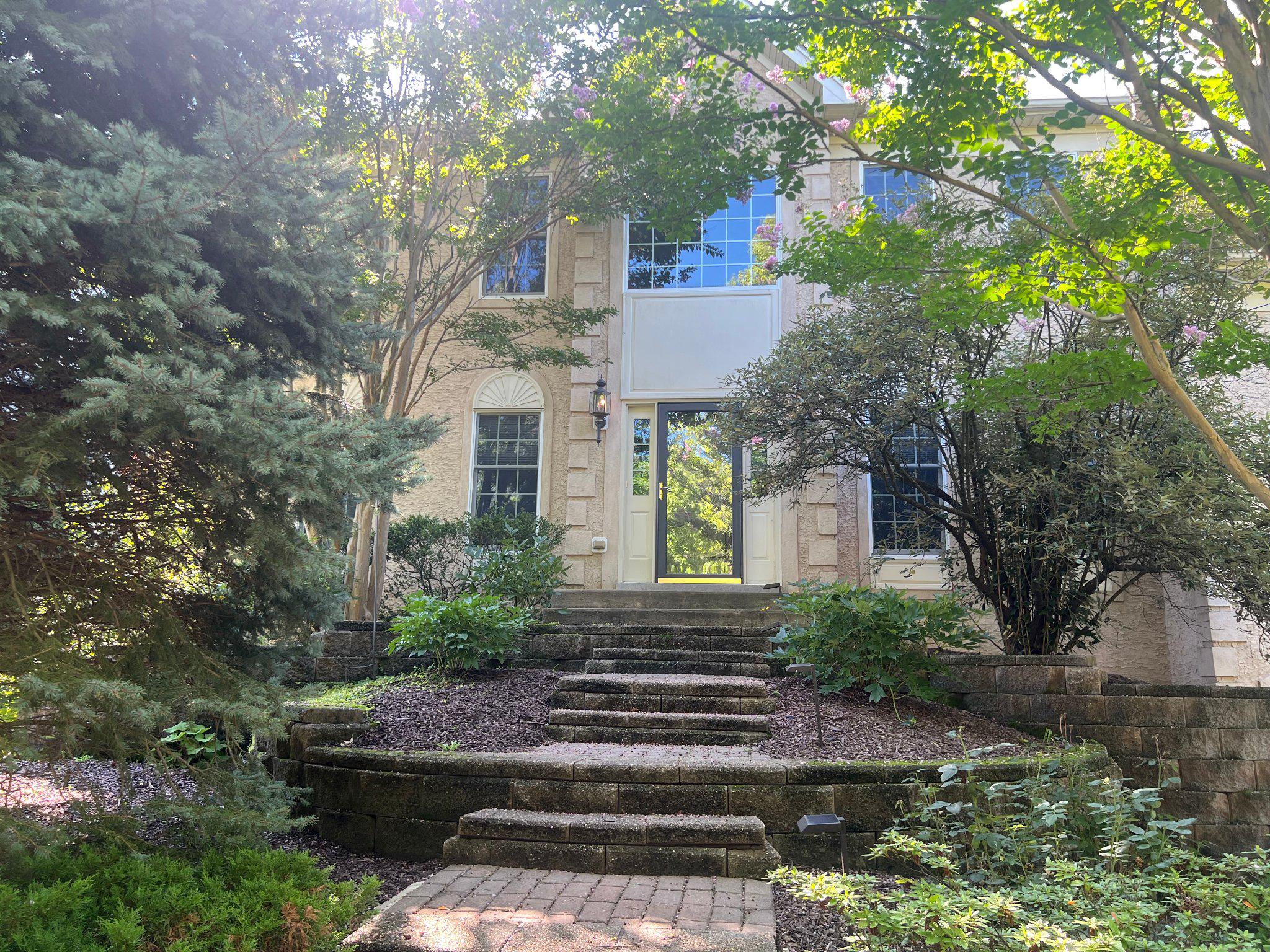 3727 GREEN RIDGE ROAD