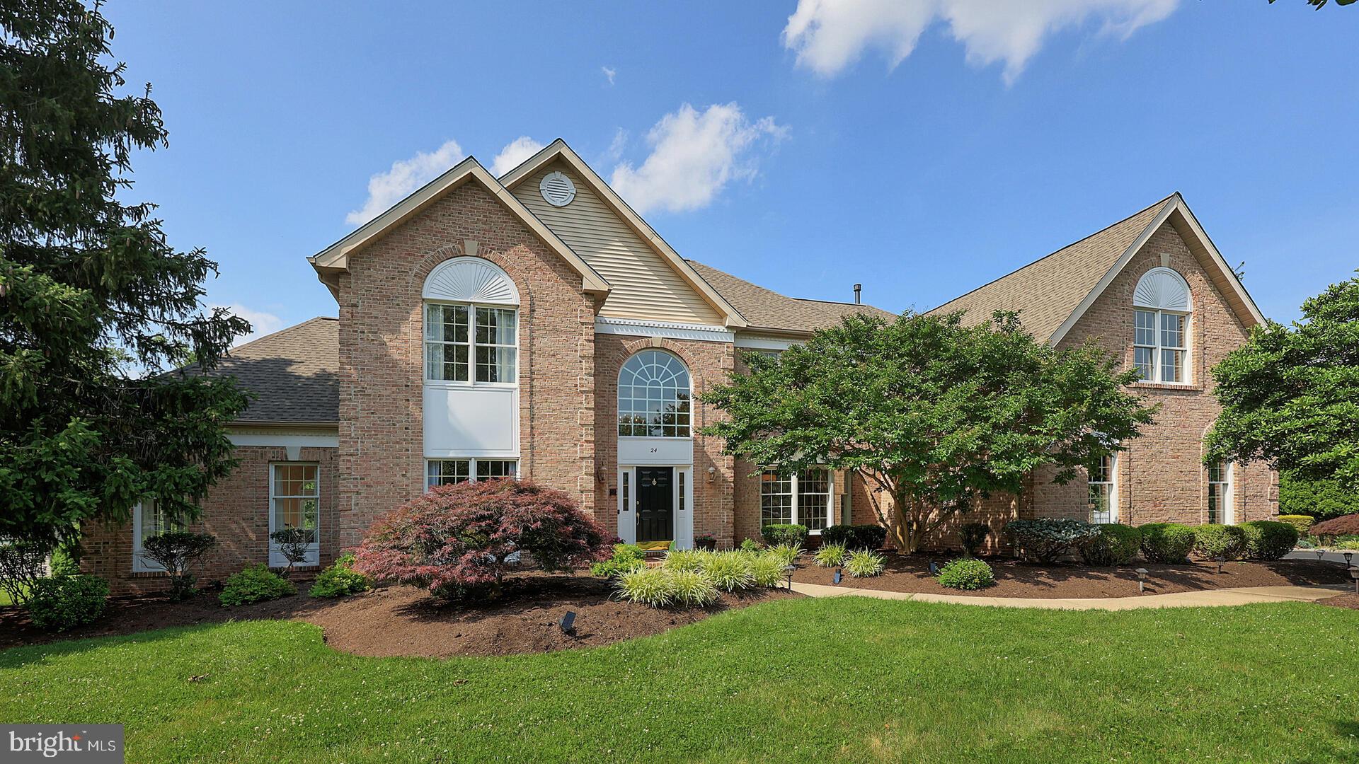 24 MONTFORT DRIVE