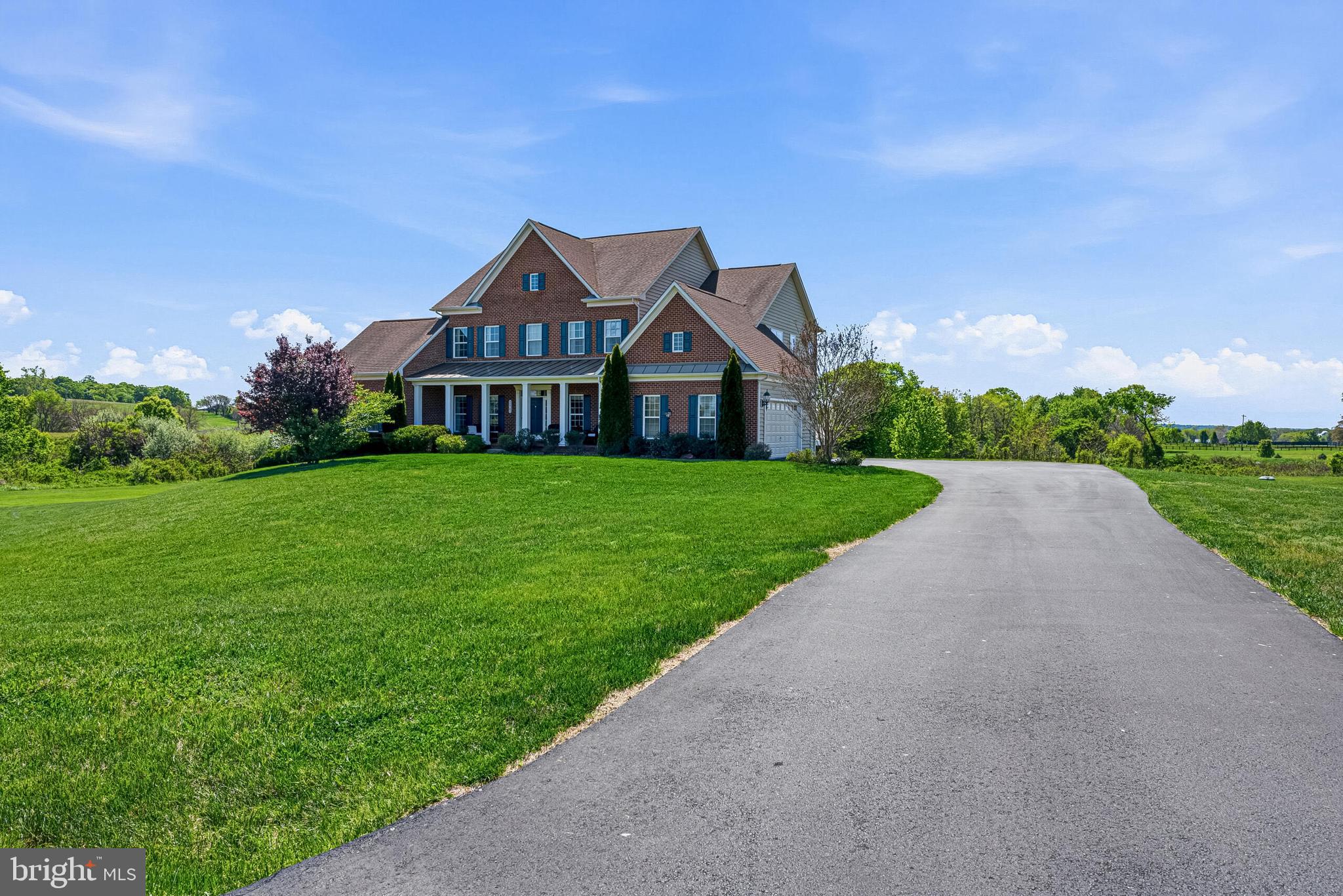 FALCONAIRE - Residential