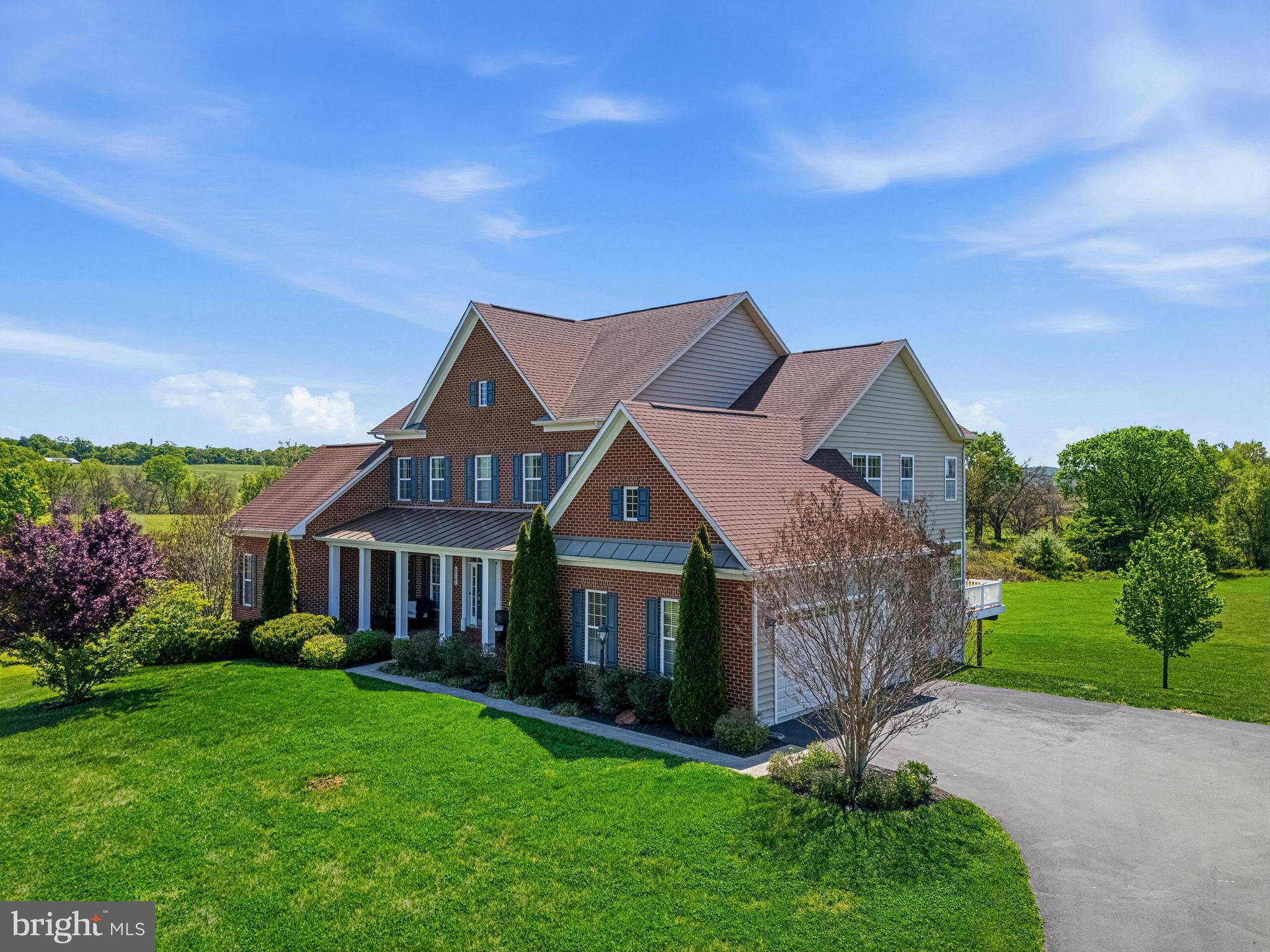 FALCONAIRE - Residential