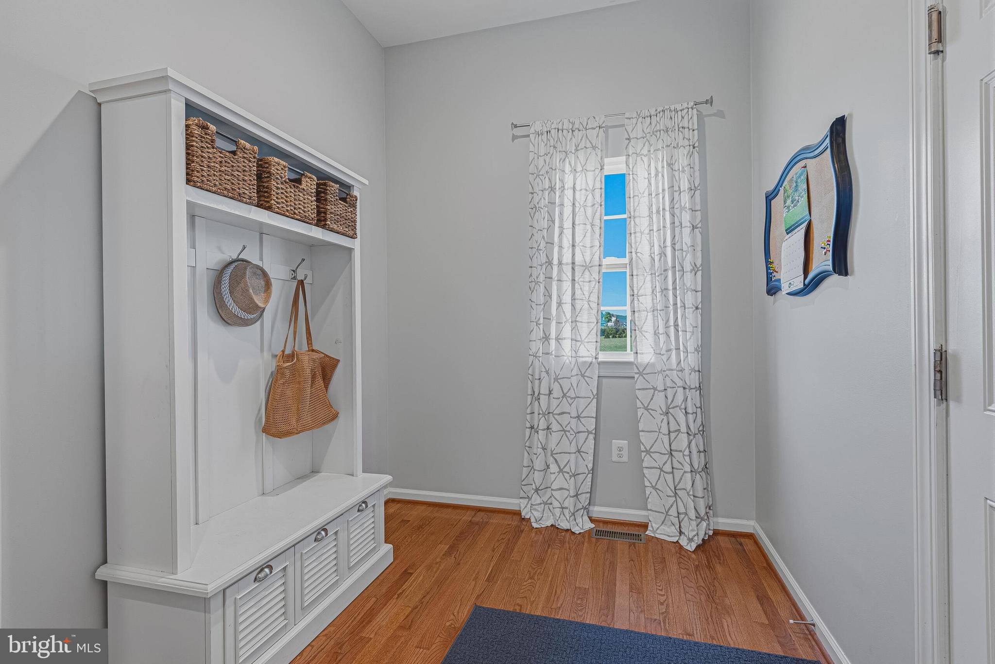 FALCONAIRE - Residential