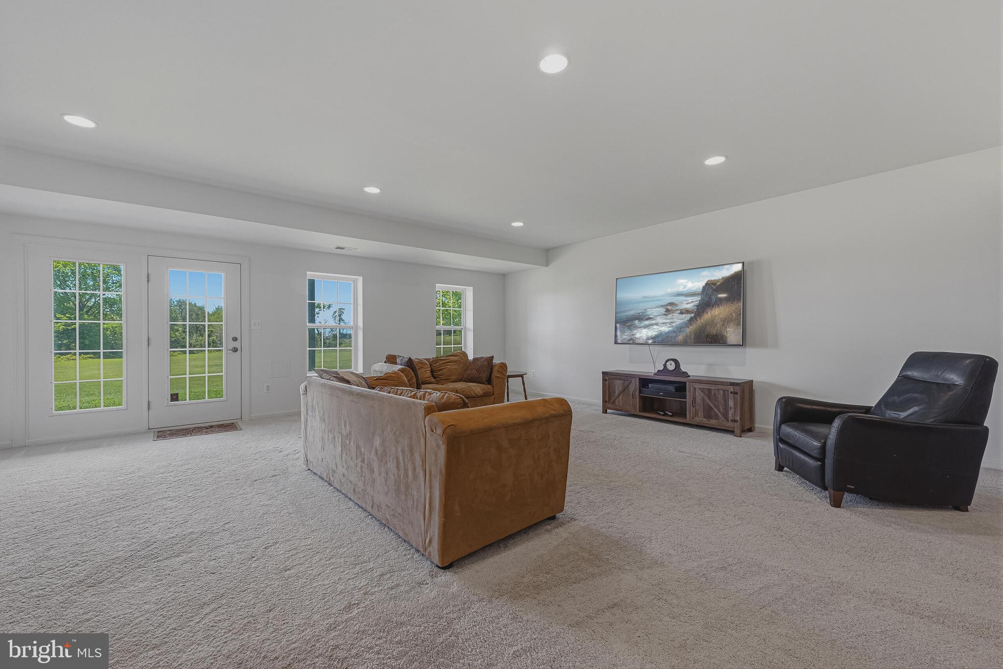 FALCONAIRE - Residential