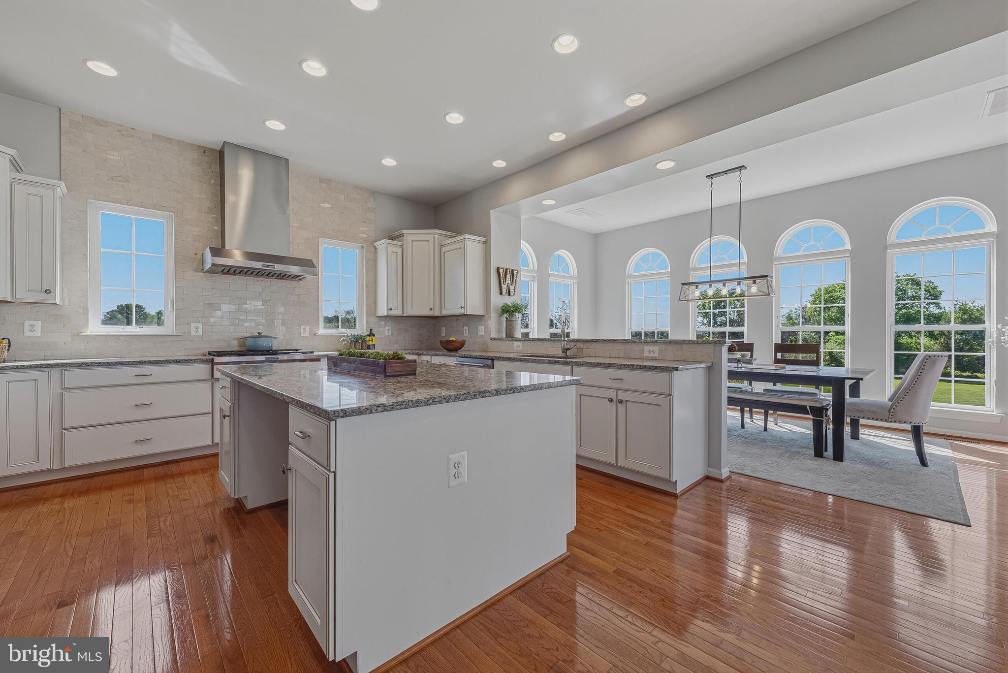 FALCONAIRE - Residential