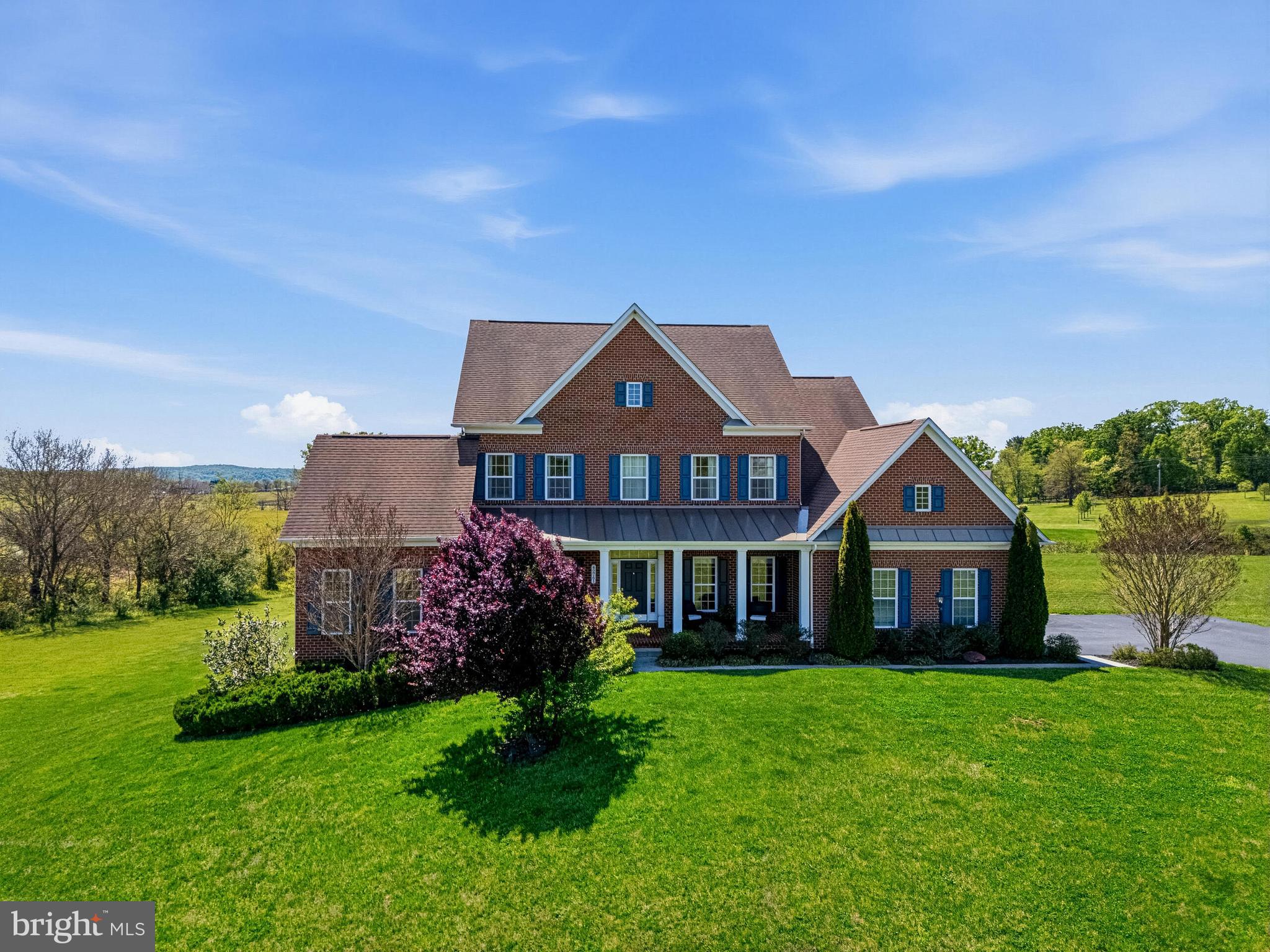 FALCONAIRE - Residential