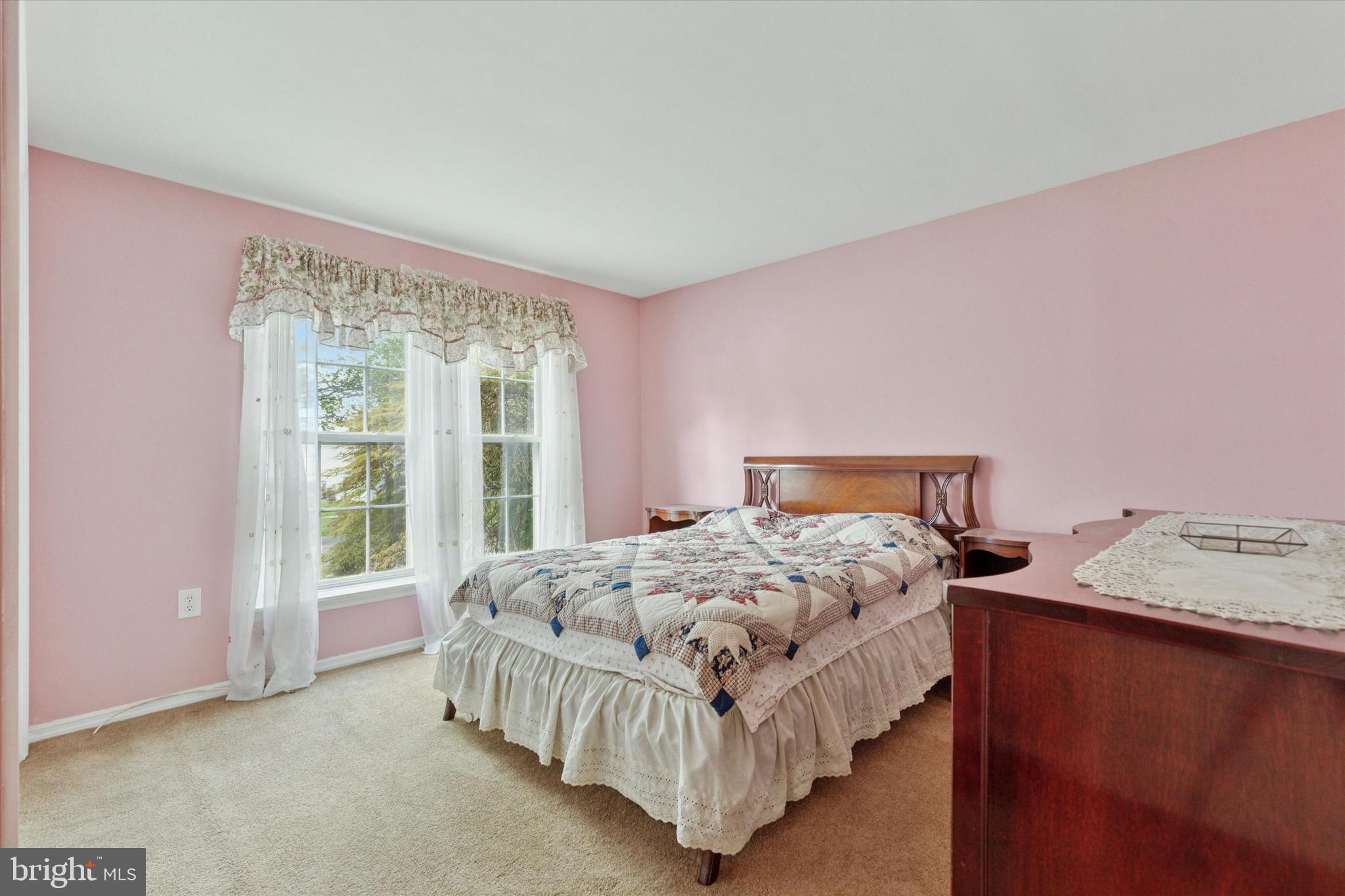 NESHAMINY FALLS - Residential