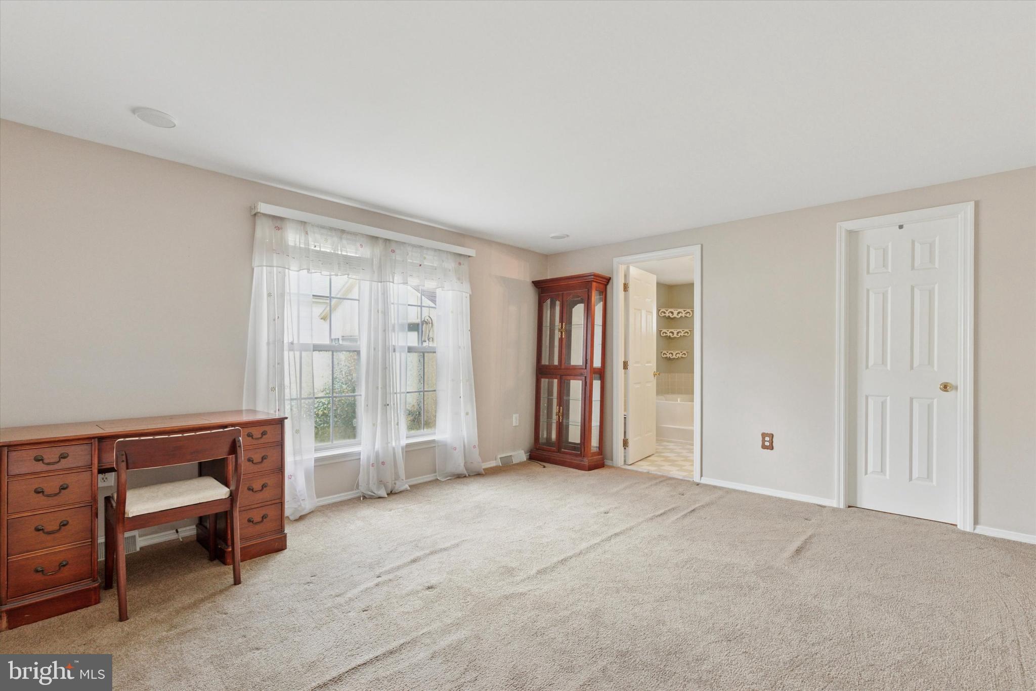 NESHAMINY FALLS - Residential