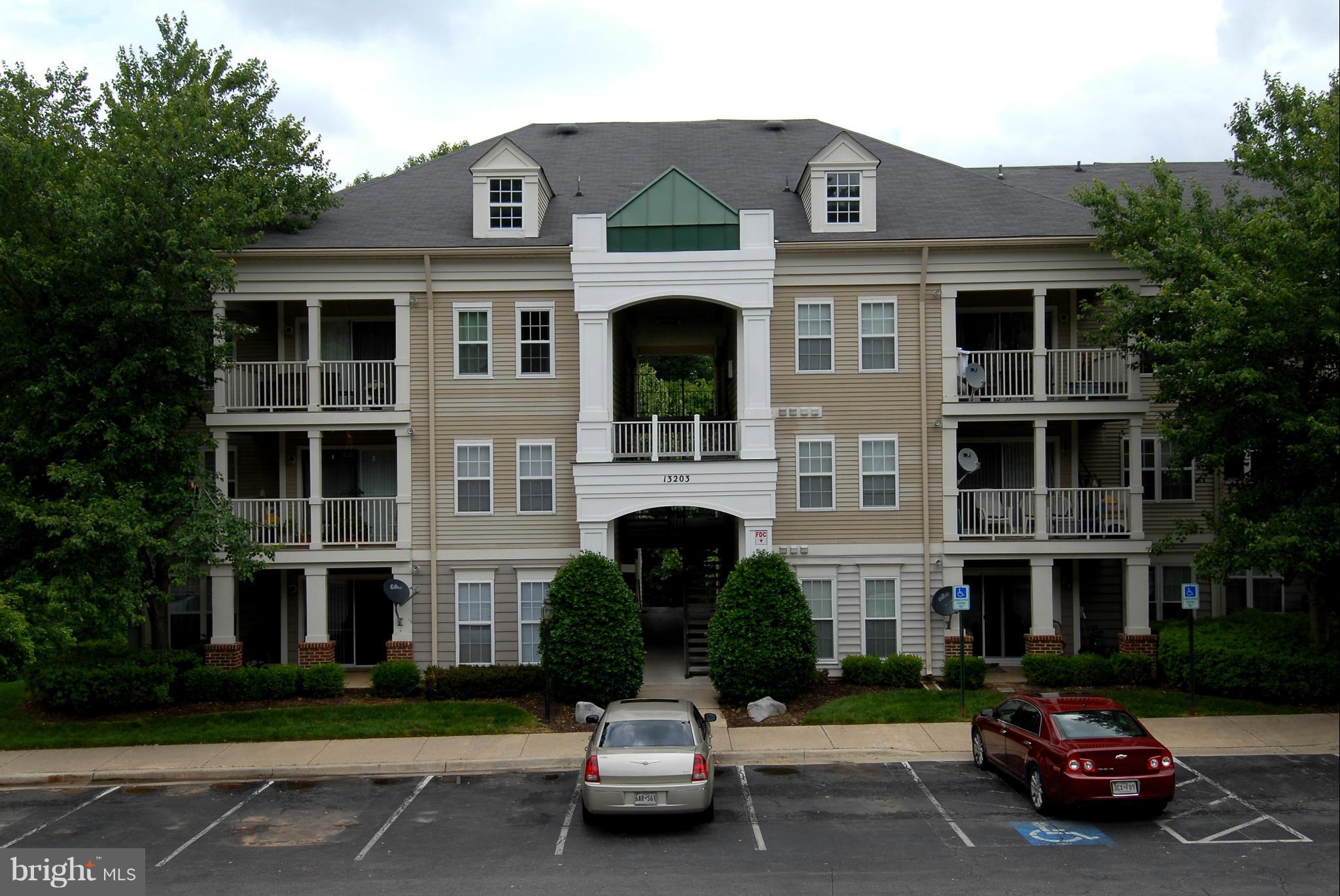 Cozy Light Filled 2 bed, 2 full bath condo. Enter on the Ground Level and enjoy a Wooded View from the Above Ground Level Balcony (see photos). ALL NEW: Kitchen Appliances, Wall to Wall carpeting, Pergo Foyer & Freshly Painted throughout. Low monthly Condo Fee $295. Minutes to I-270, Mass transportation, Shopping & Dining, Walking & Biking trails. This Condo is Move-In Ready. Don't Miss this One!