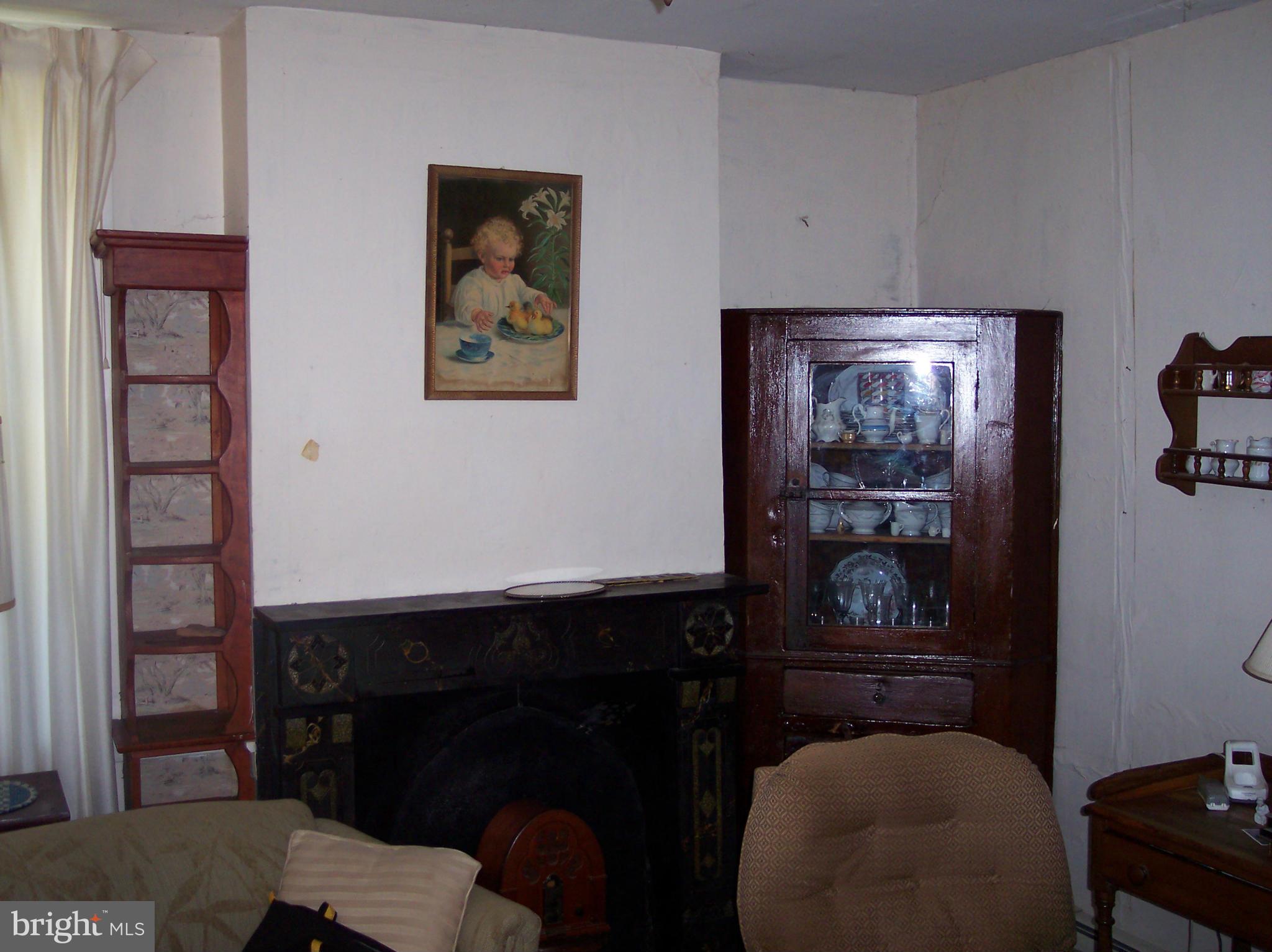 UNIONTOWN - Residential