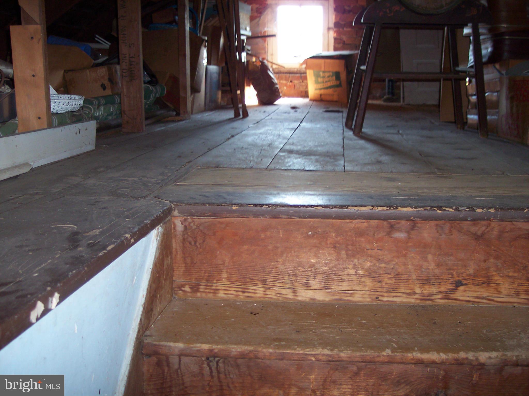 UNIONTOWN - Residential