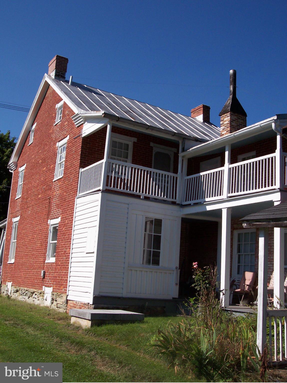 UNIONTOWN - Residential