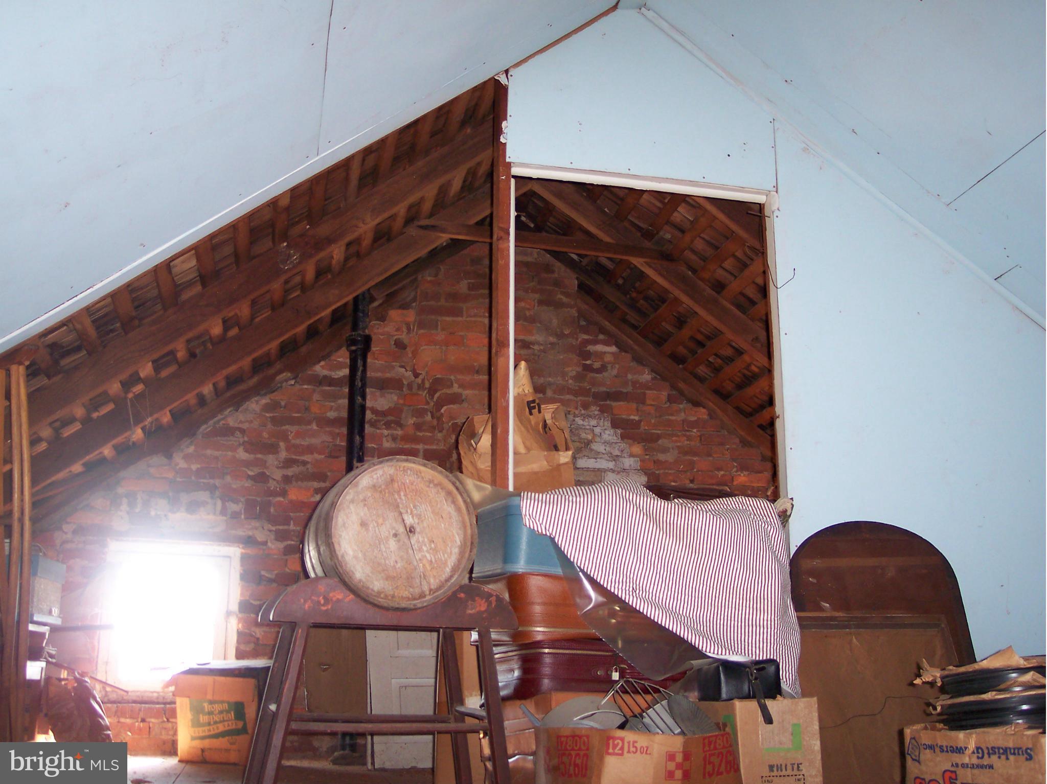 UNIONTOWN - Residential