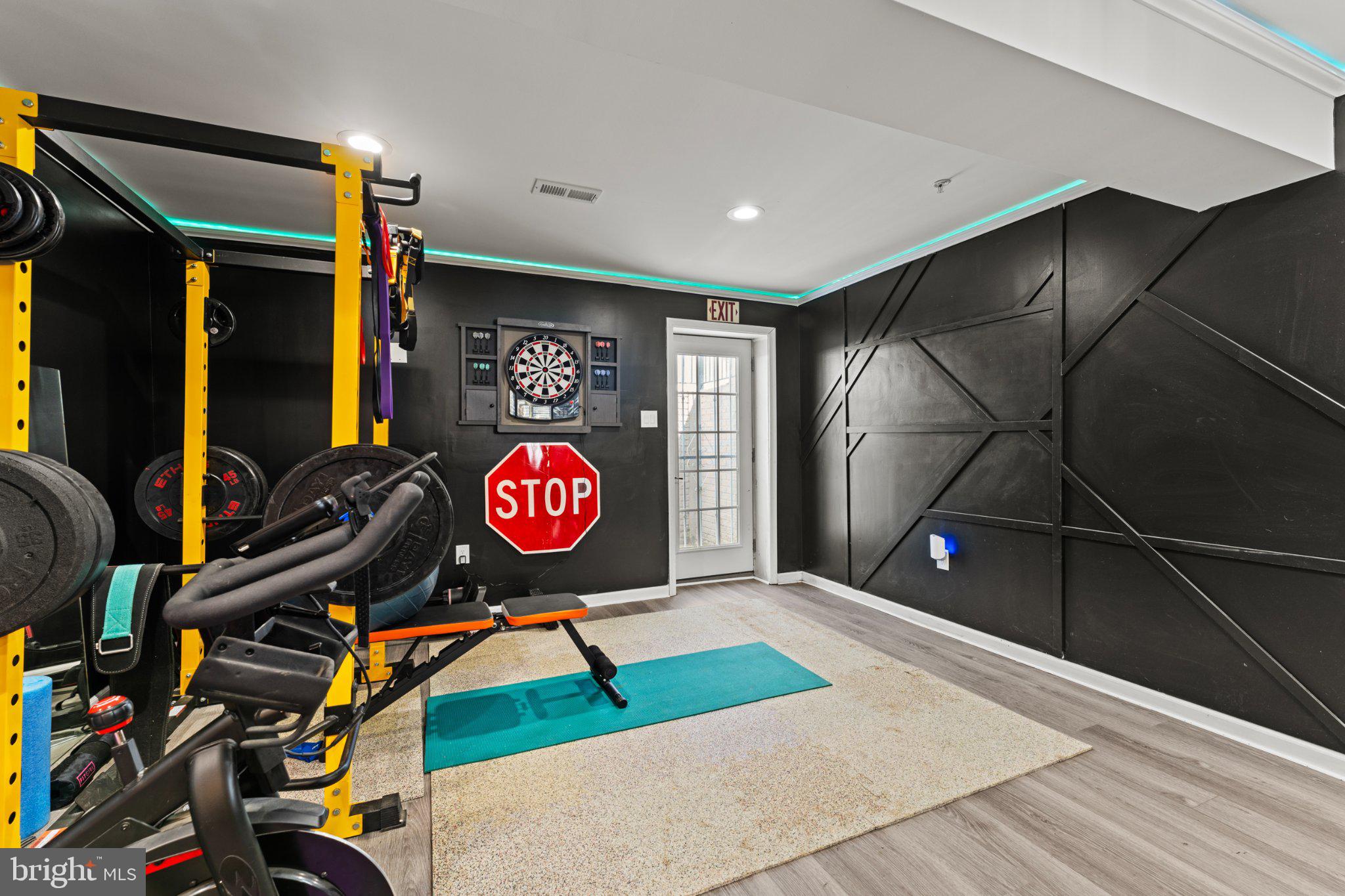 BRENTWOOD - Residential