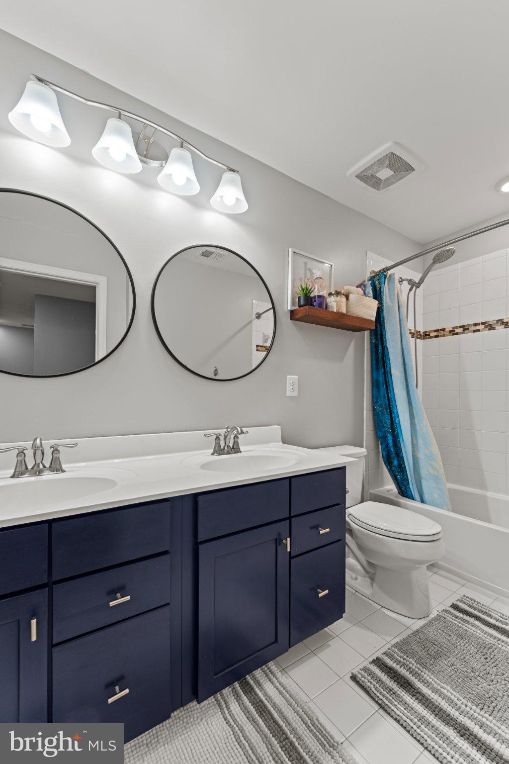 BRENTWOOD - Residential