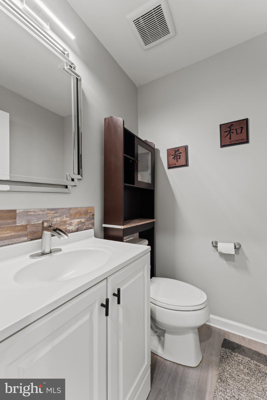 BRENTWOOD - Residential