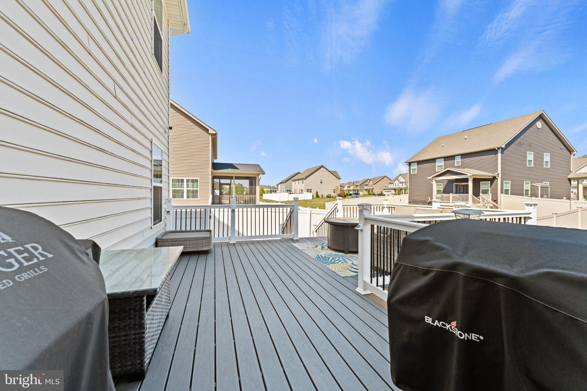 BRENTWOOD - Residential