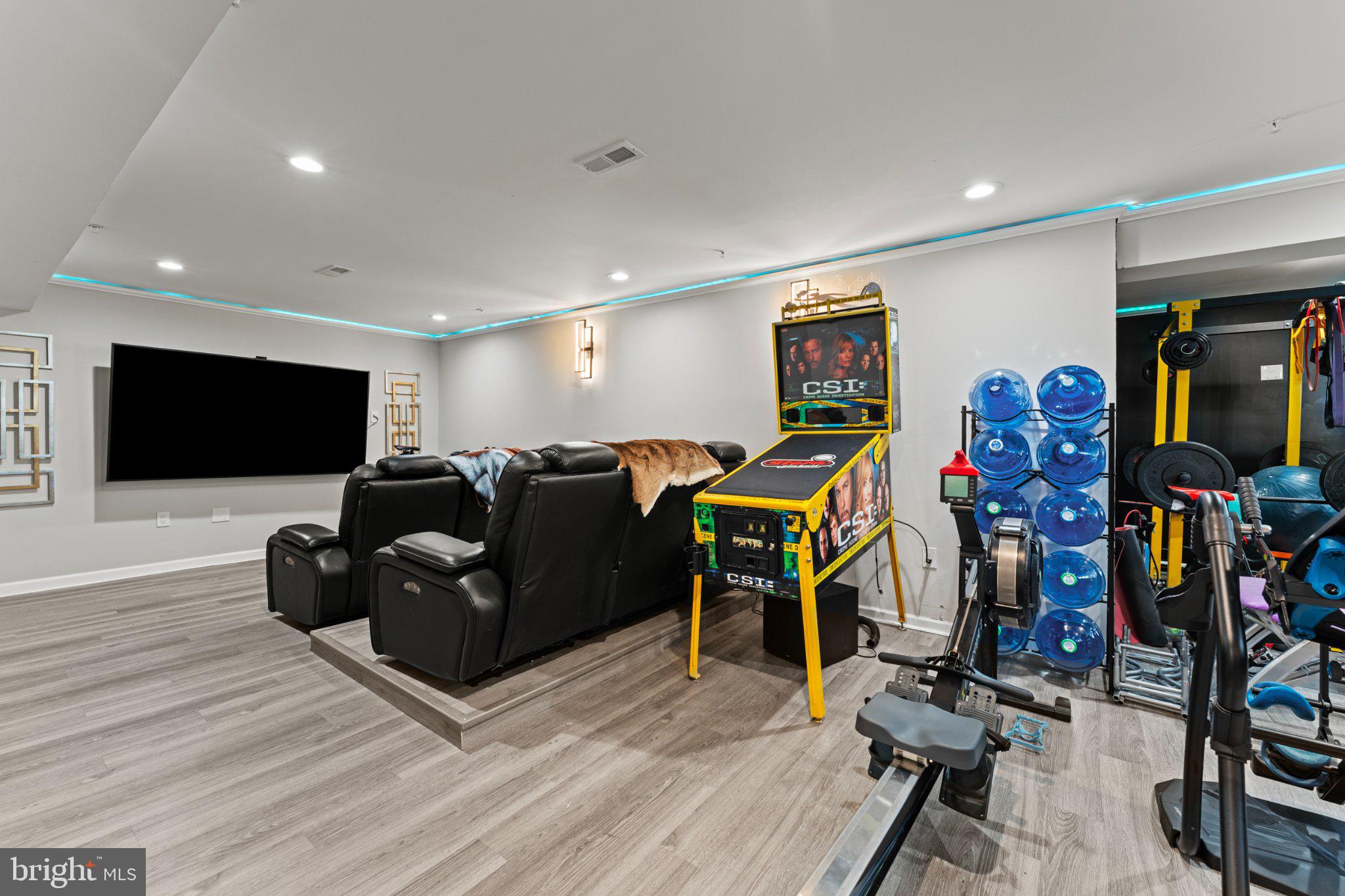 BRENTWOOD - Residential