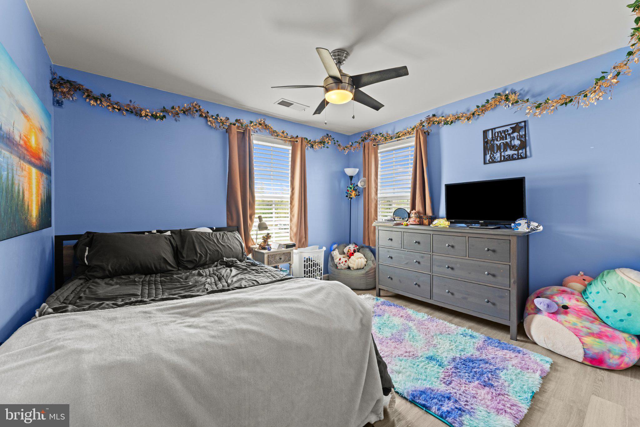 BRENTWOOD - Residential