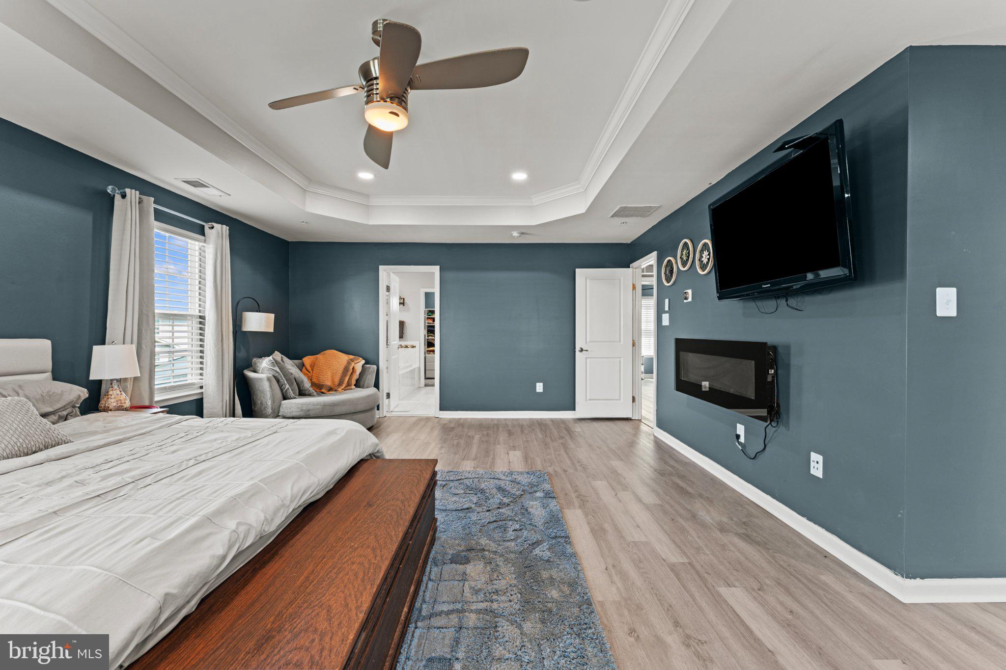 BRENTWOOD - Residential