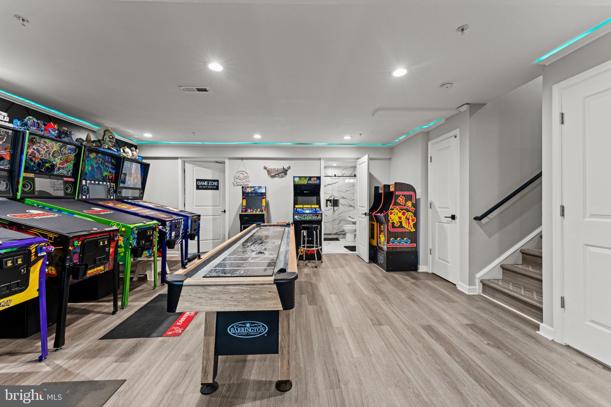 BRENTWOOD - Residential