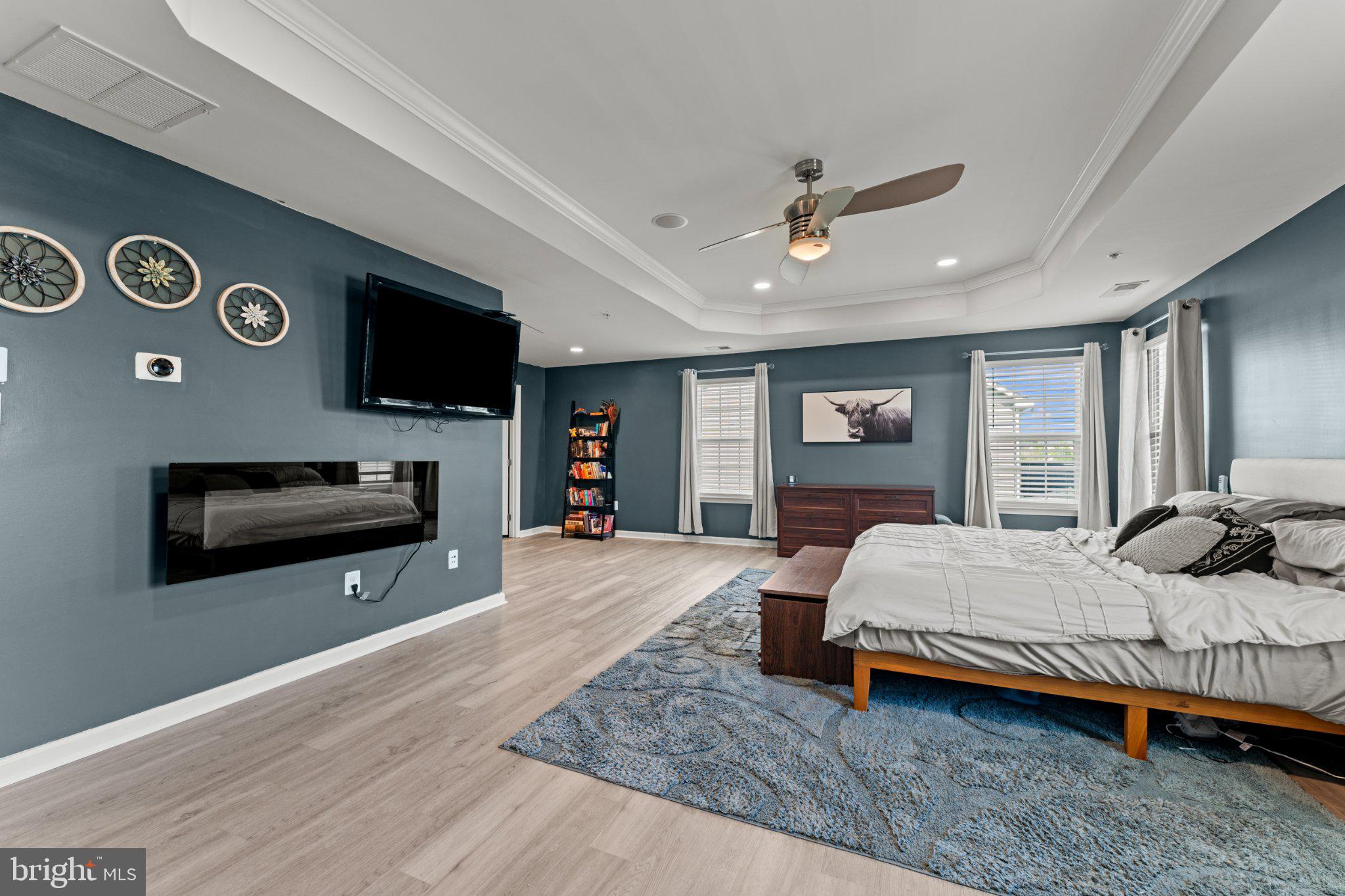 BRENTWOOD - Residential