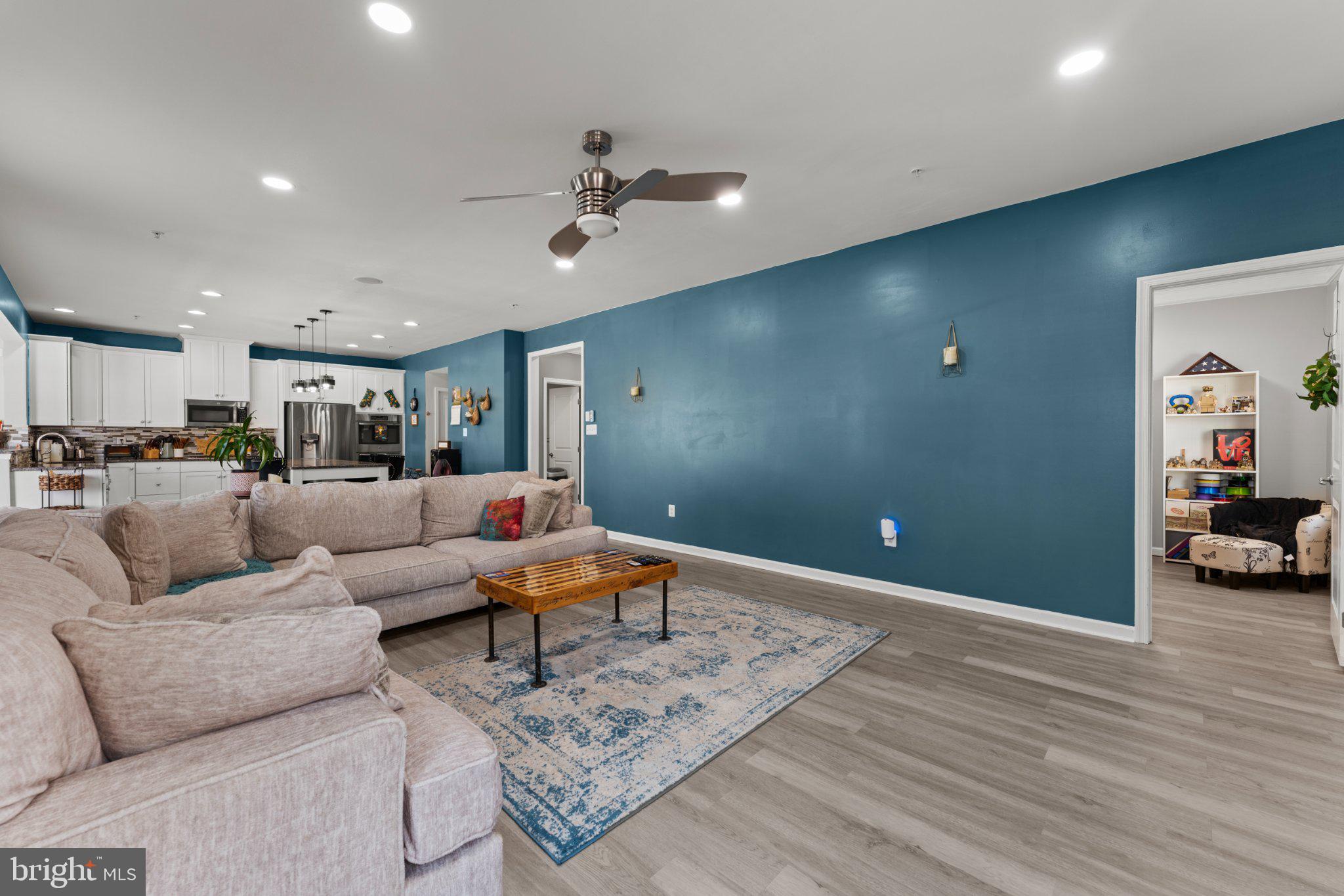 BRENTWOOD - Residential