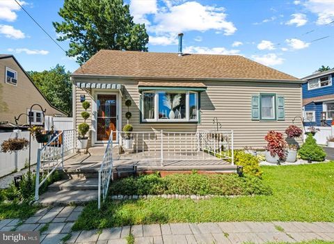 932 WYOMING AVENUE CROYDON PA 19021