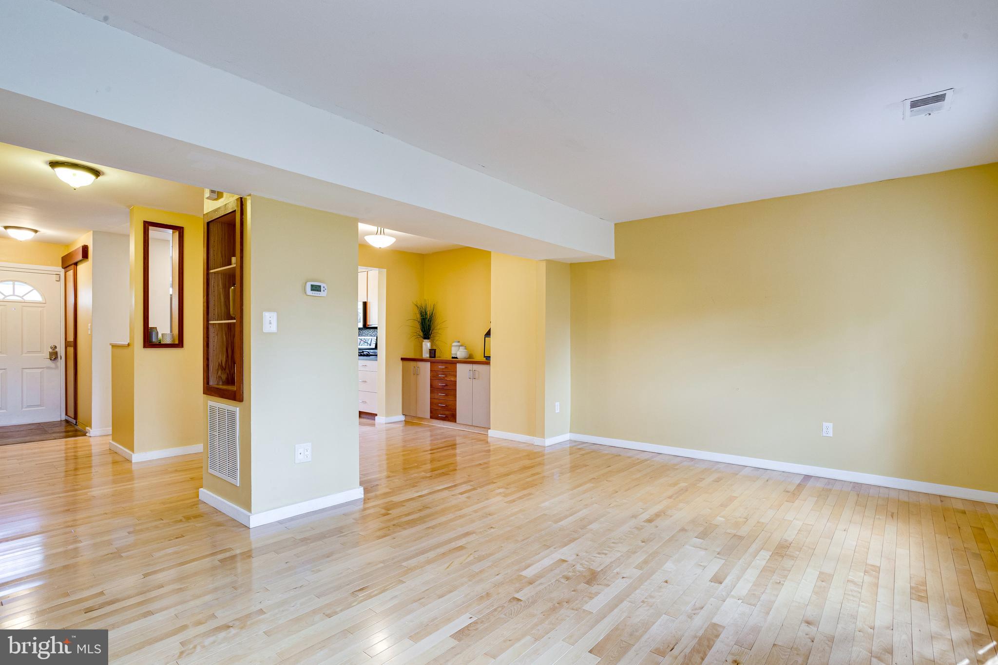 VILLAGE OF LONG REACH - Residential