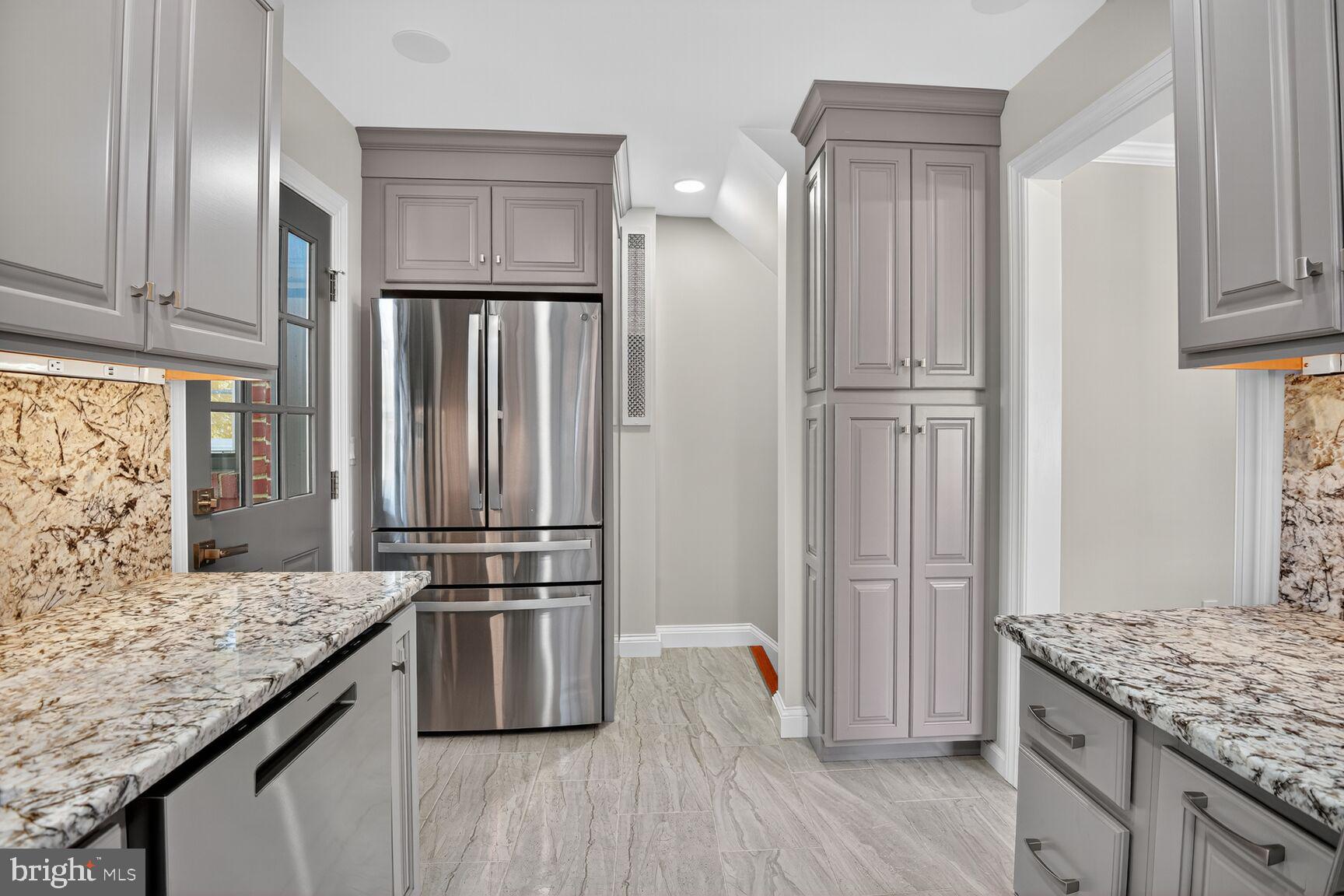 WOODMOOR - Residential