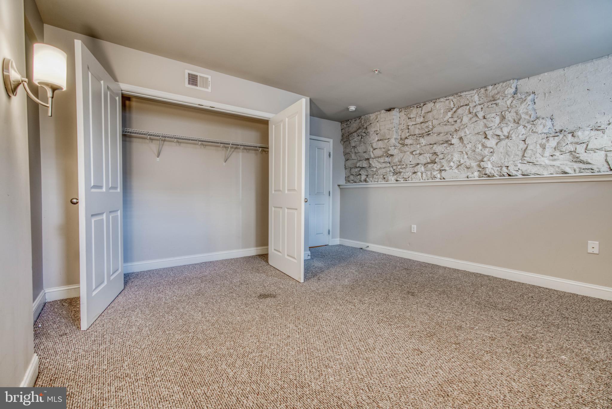 FEDERAL HILL HISTORIC DISTRICT - Residential Lease