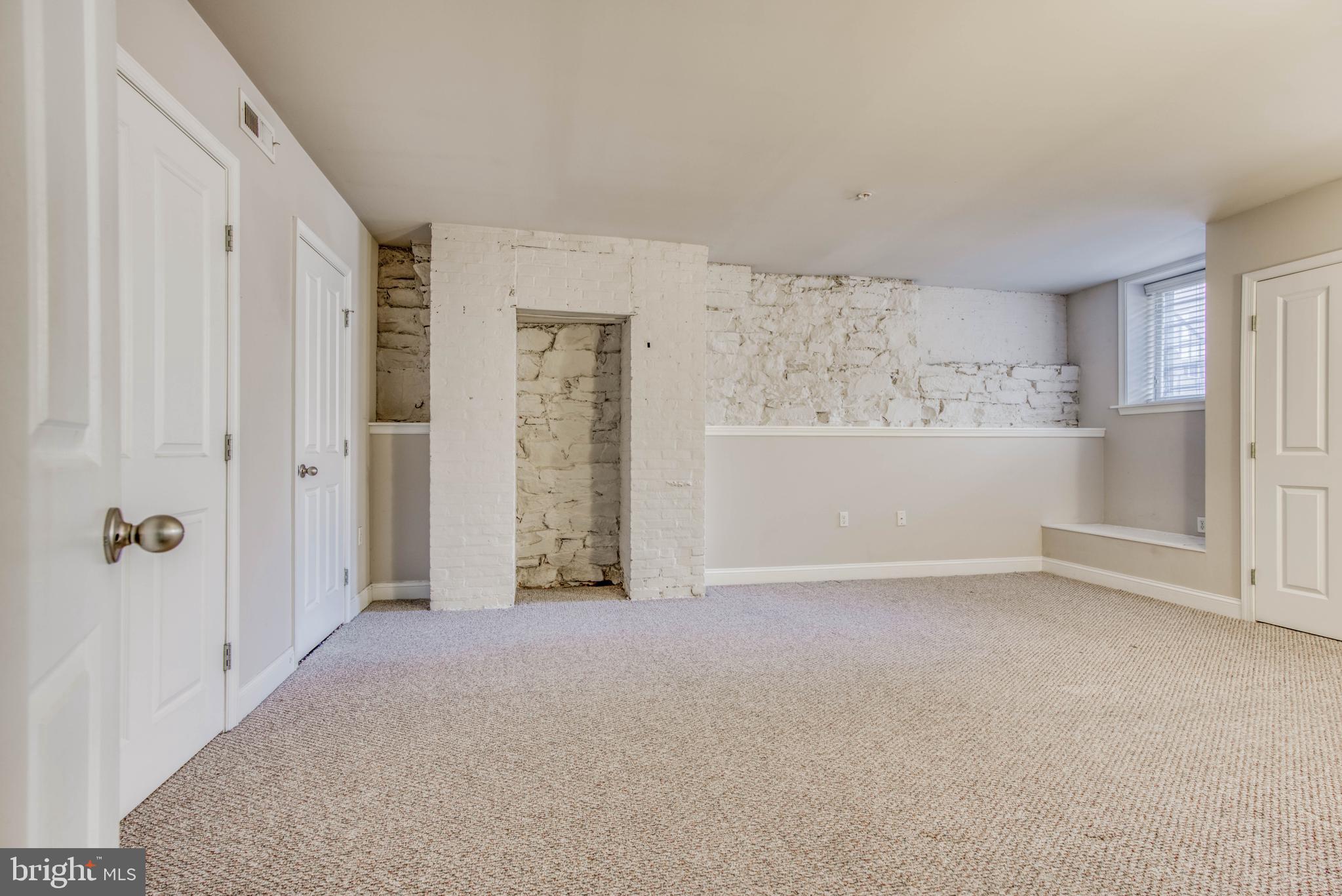 FEDERAL HILL HISTORIC DISTRICT - Residential Lease