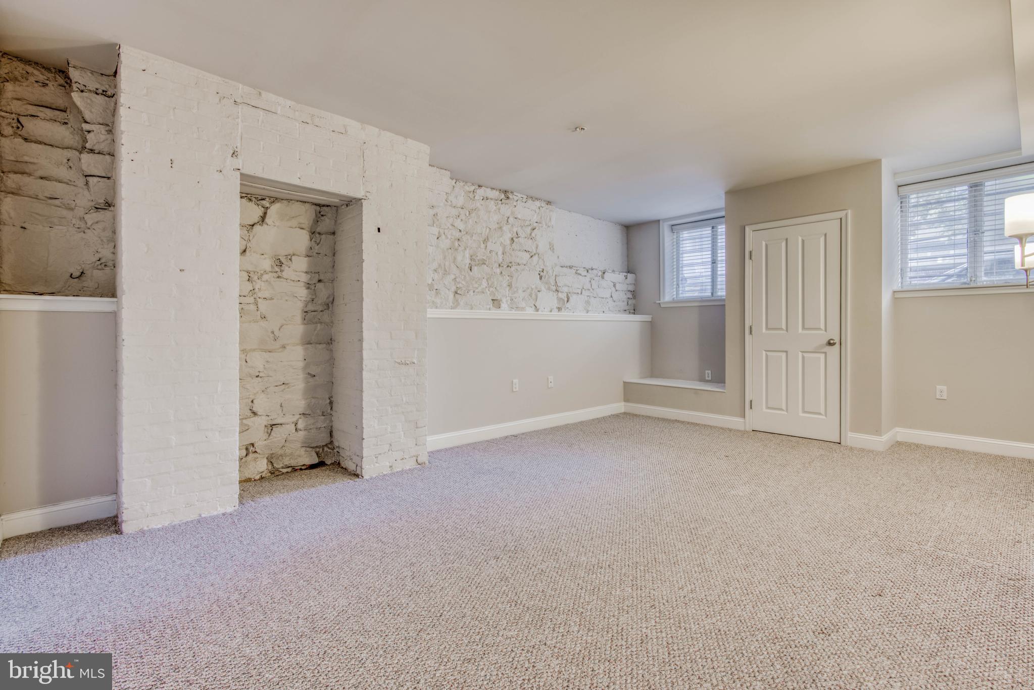 FEDERAL HILL HISTORIC DISTRICT - Residential Lease