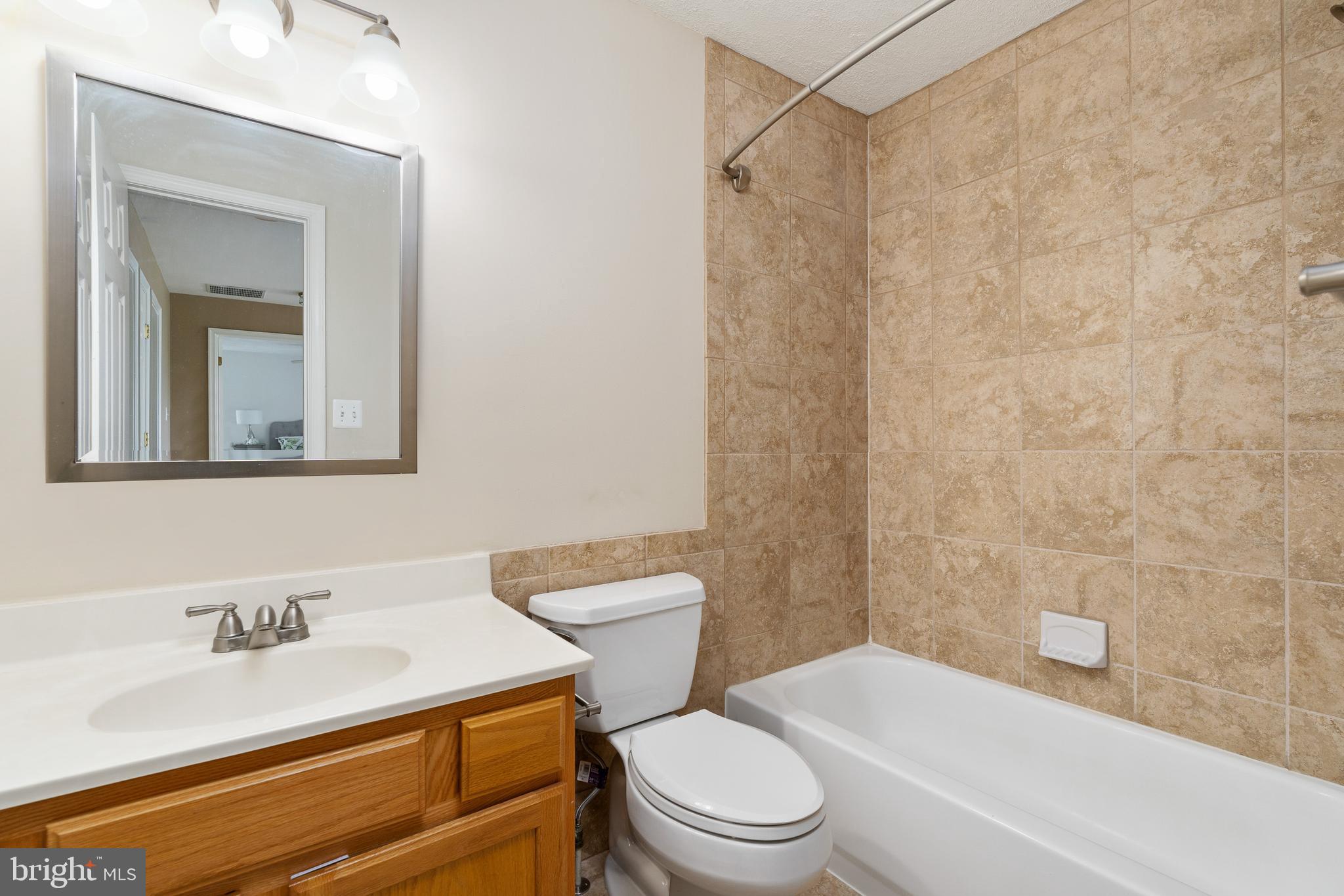 DALE CITY - Residential