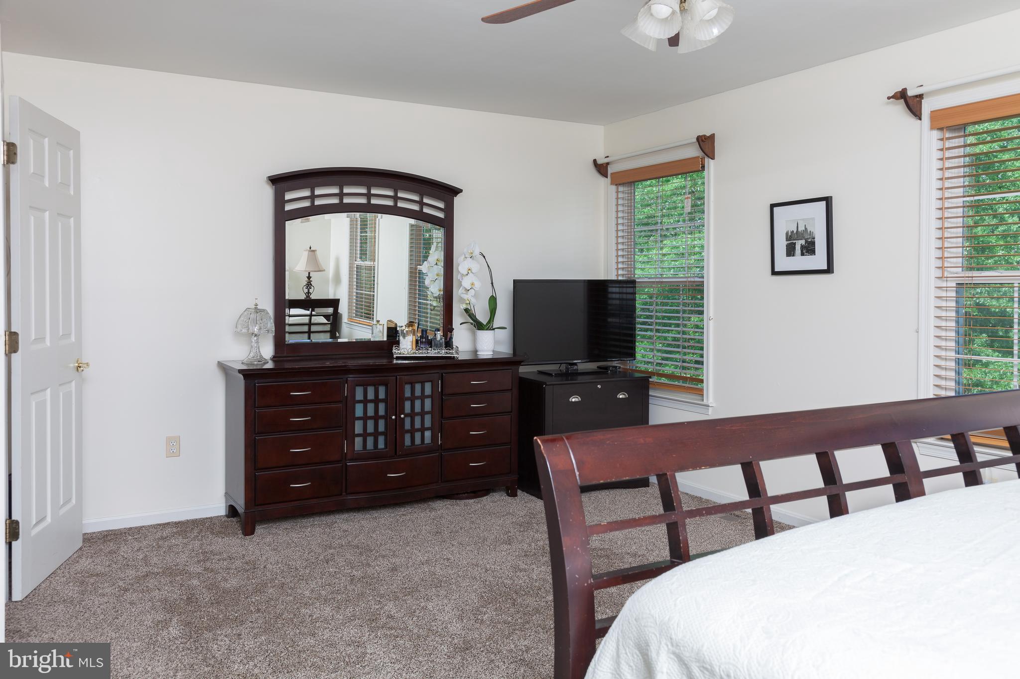 SCHOOLERS POND - Residential