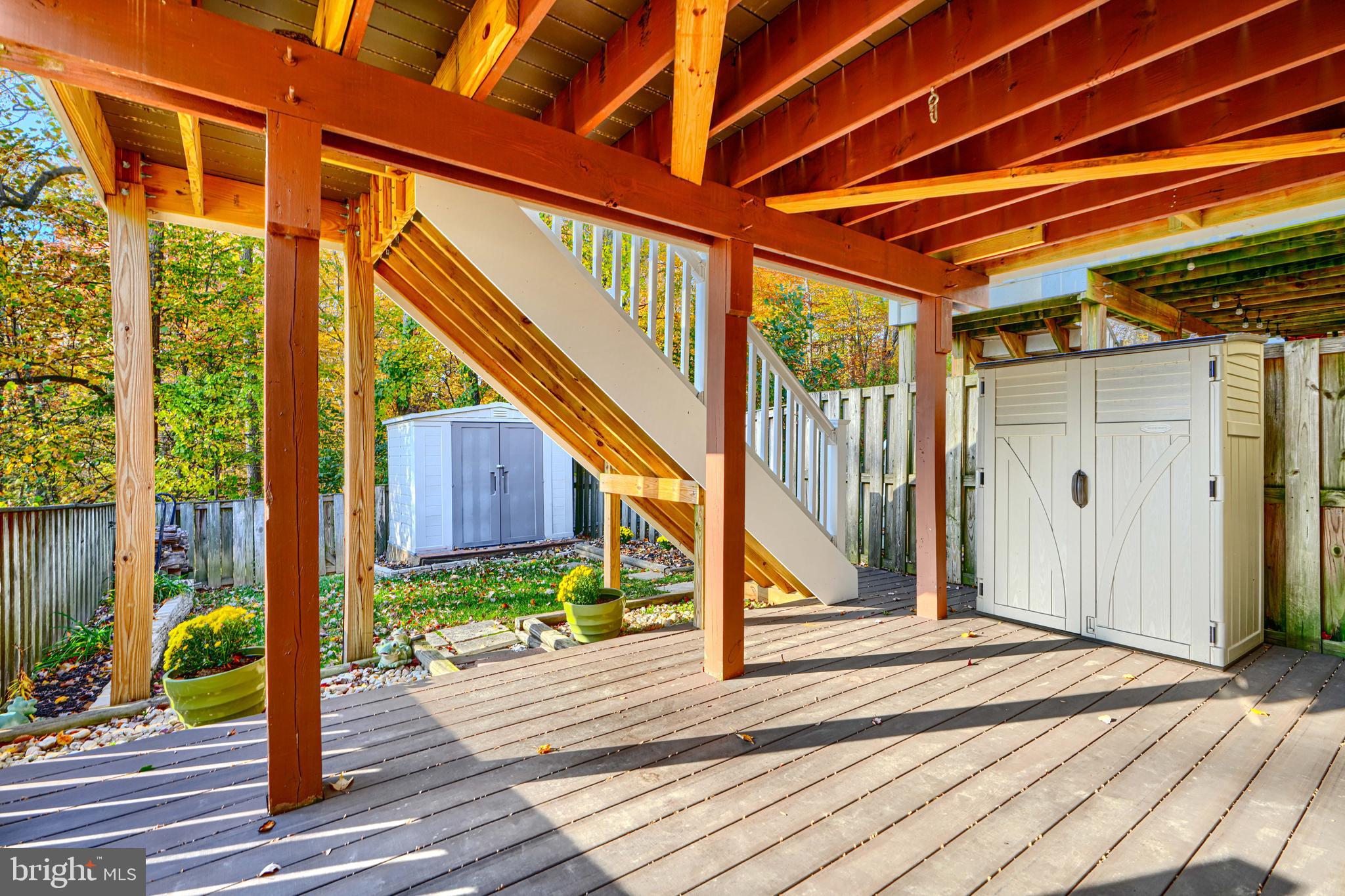 VILLAGE OF THOMAS RUN - Residential