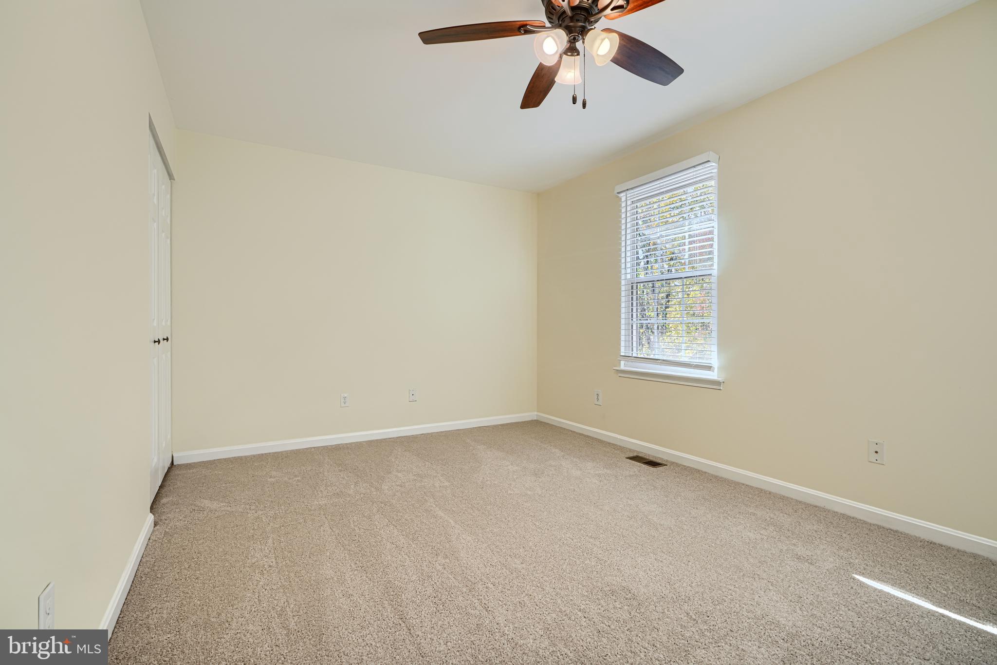 VILLAGE OF THOMAS RUN - Residential