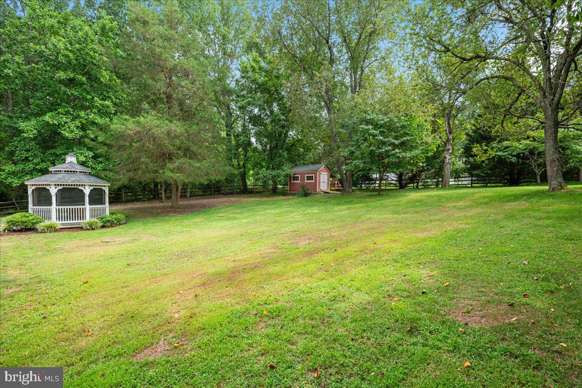 LOVING FARM - Residential