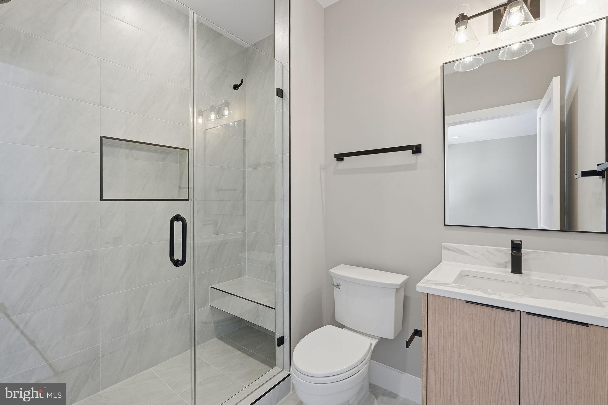 WESTHAMPTON - Residential