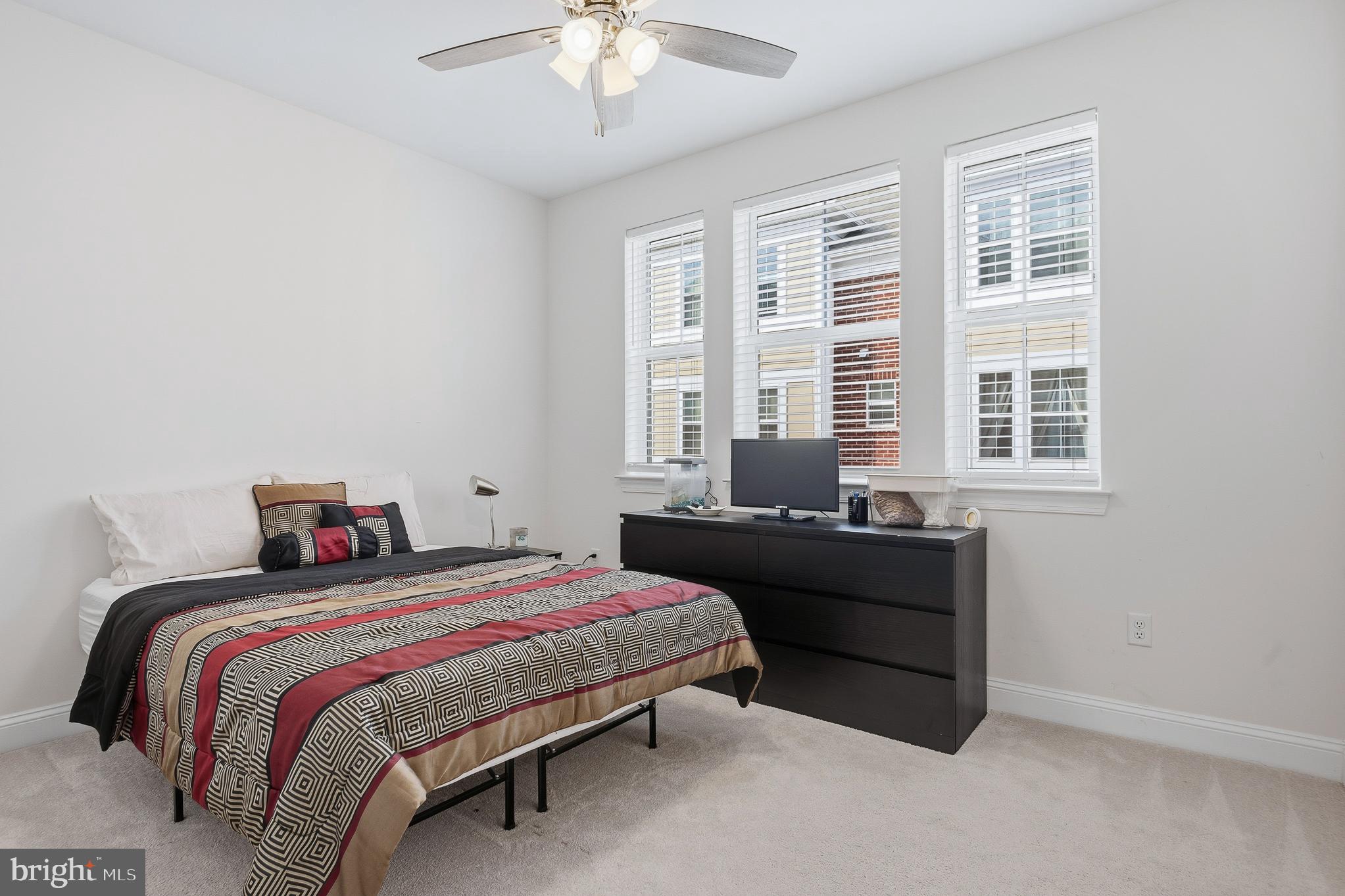 ANNAPOLIS TOWNES AT NEAL FARM - Residential Lease