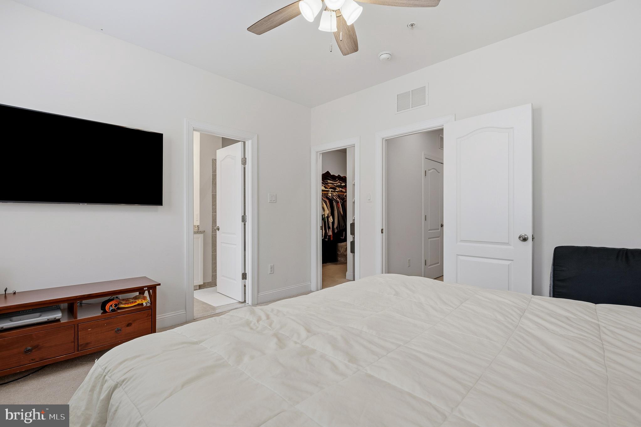 ANNAPOLIS TOWNES AT NEAL FARM - Residential Lease