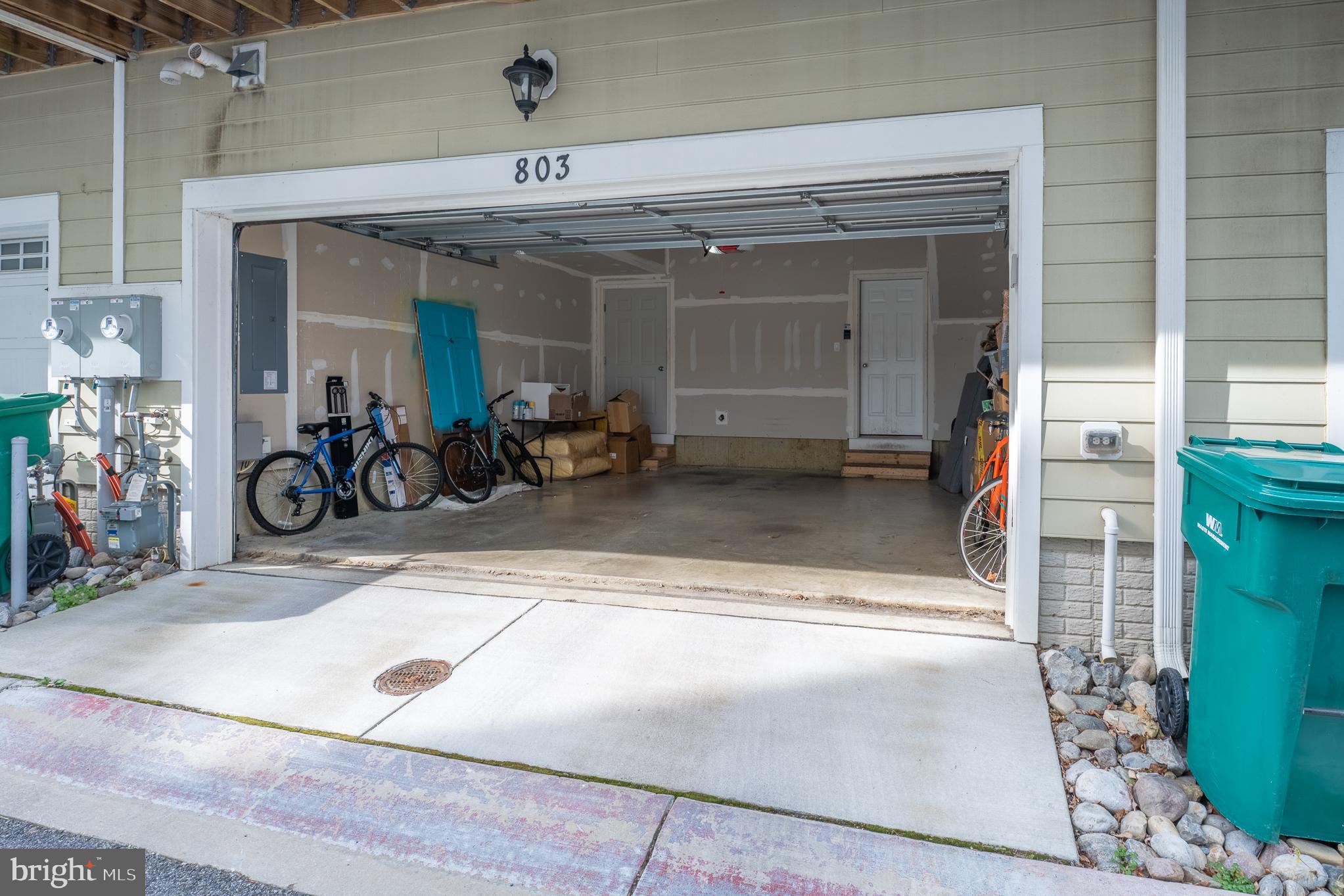 ANNAPOLIS TOWNES AT NEAL FARM - Residential Lease