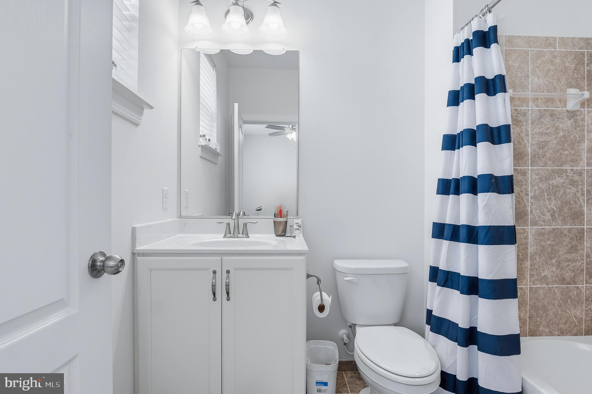 ANNAPOLIS TOWNES AT NEAL FARM - Residential Lease