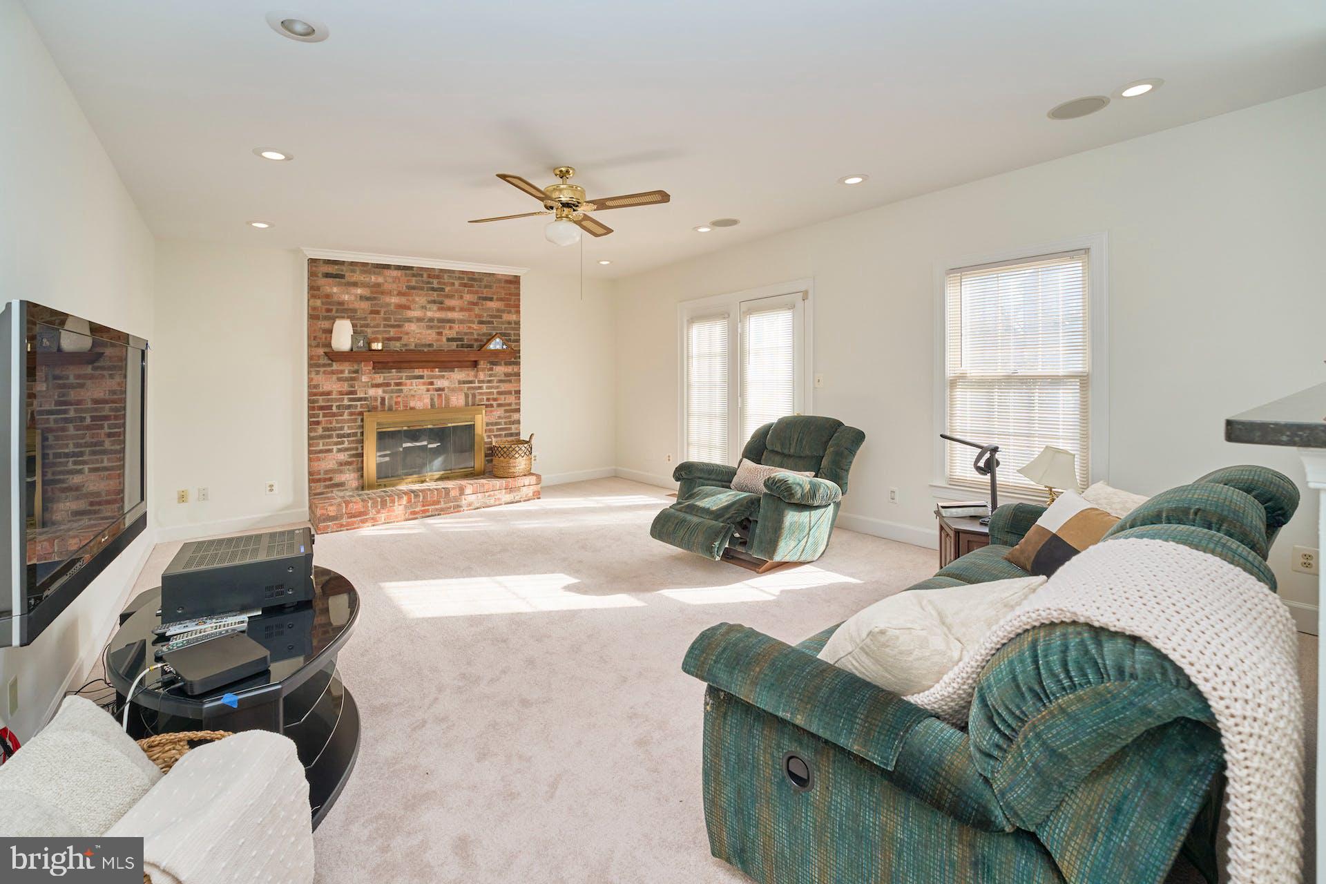 PROSPECT GLEN - Residential