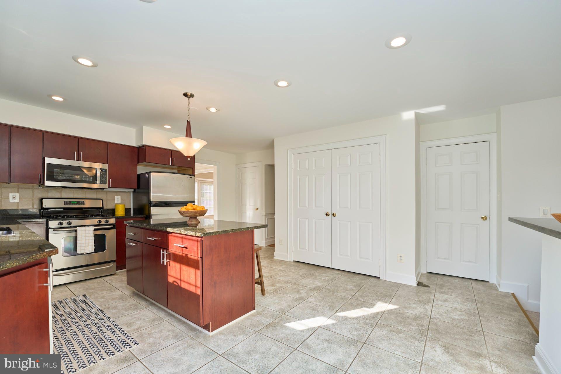 PROSPECT GLEN - Residential