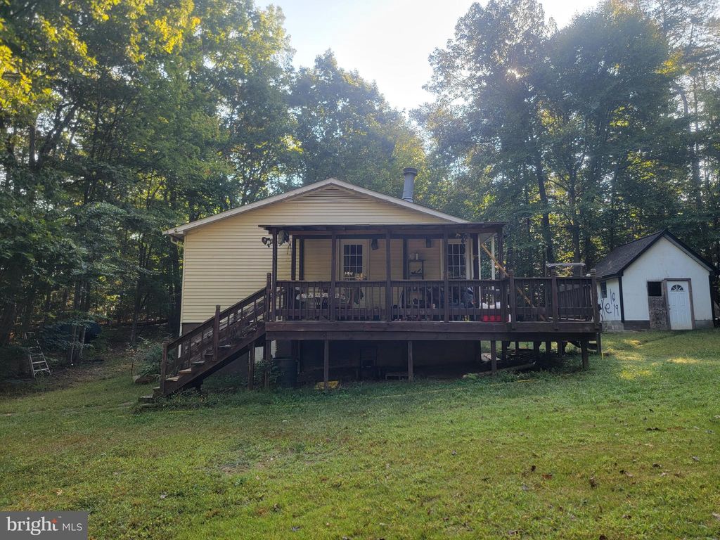 Photo of 13320 Alva Brooks Lane, SPOTSYLVANIA, VA 22551 (MLS # VASP2036410)