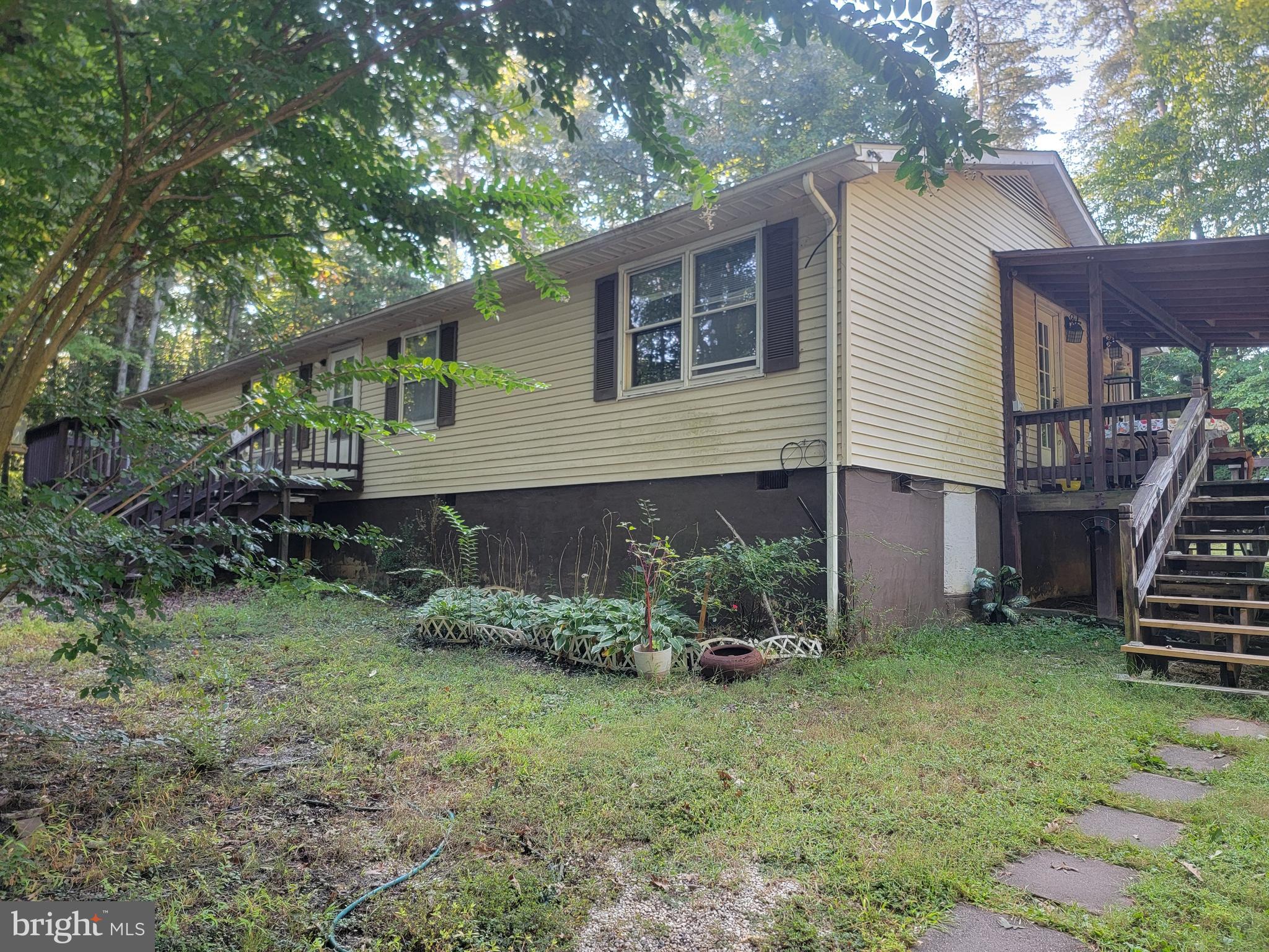 LAKE ANNA - Residential