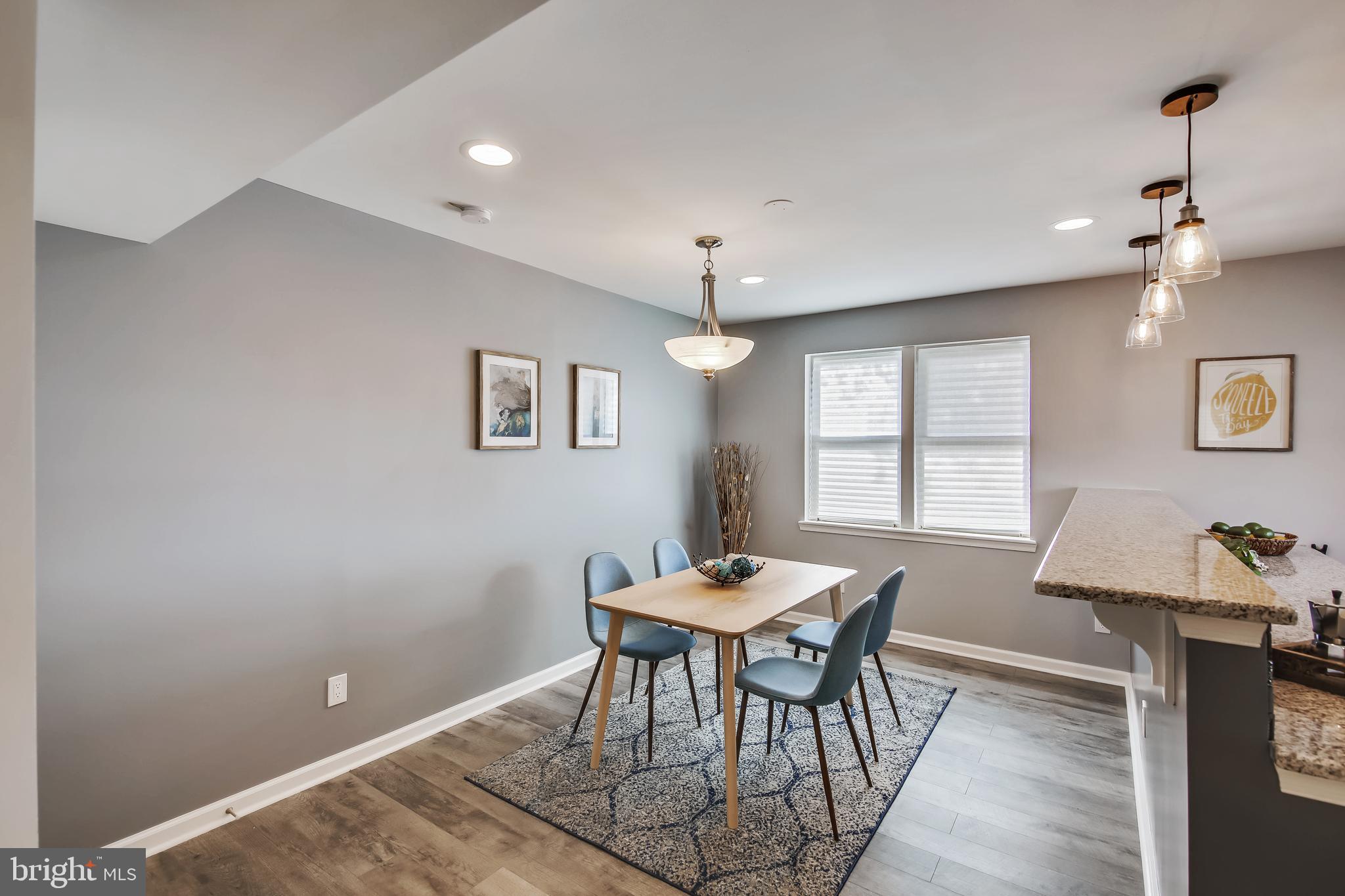 CLIFTON - Residential