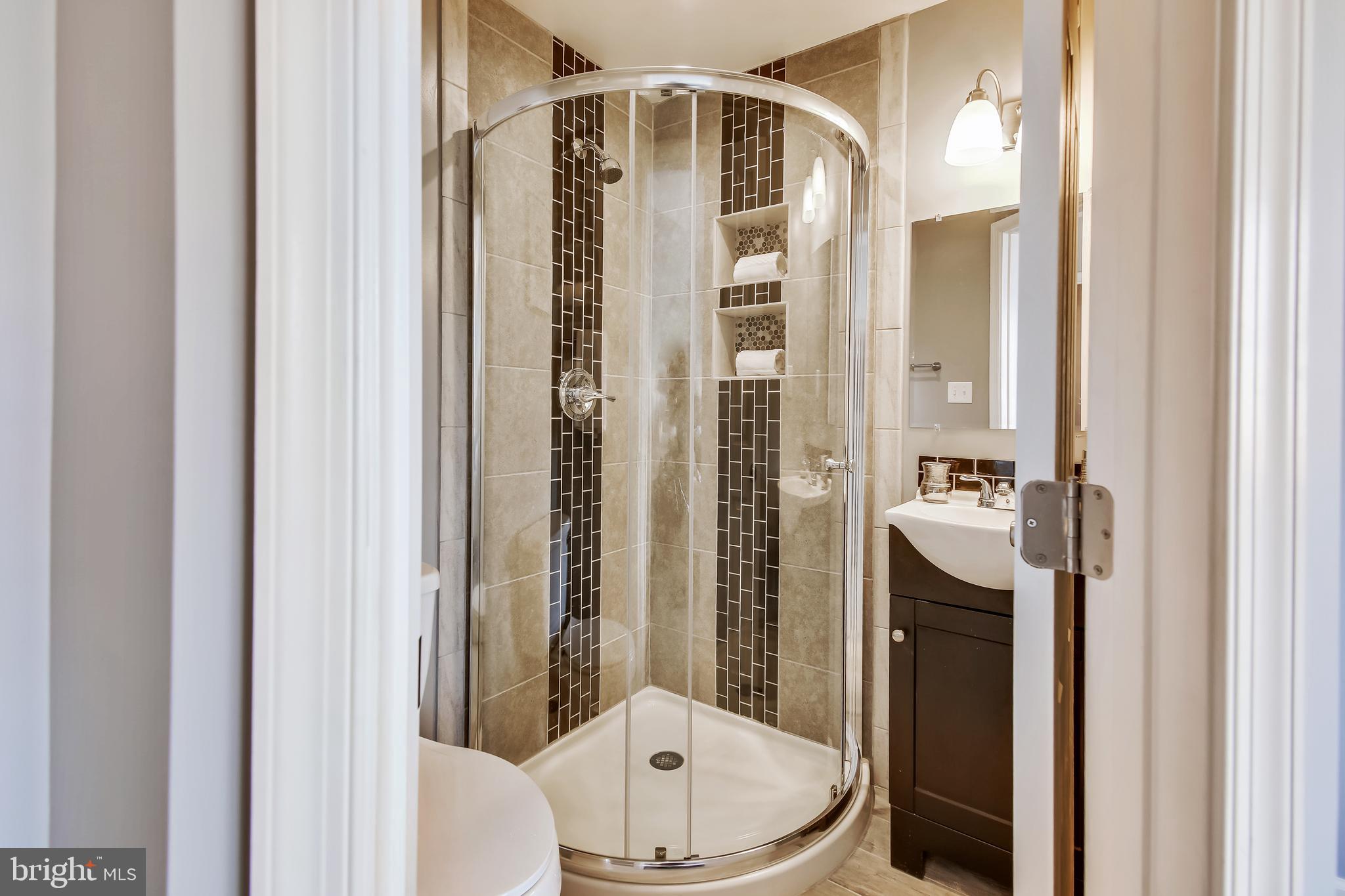 CLIFTON - Residential